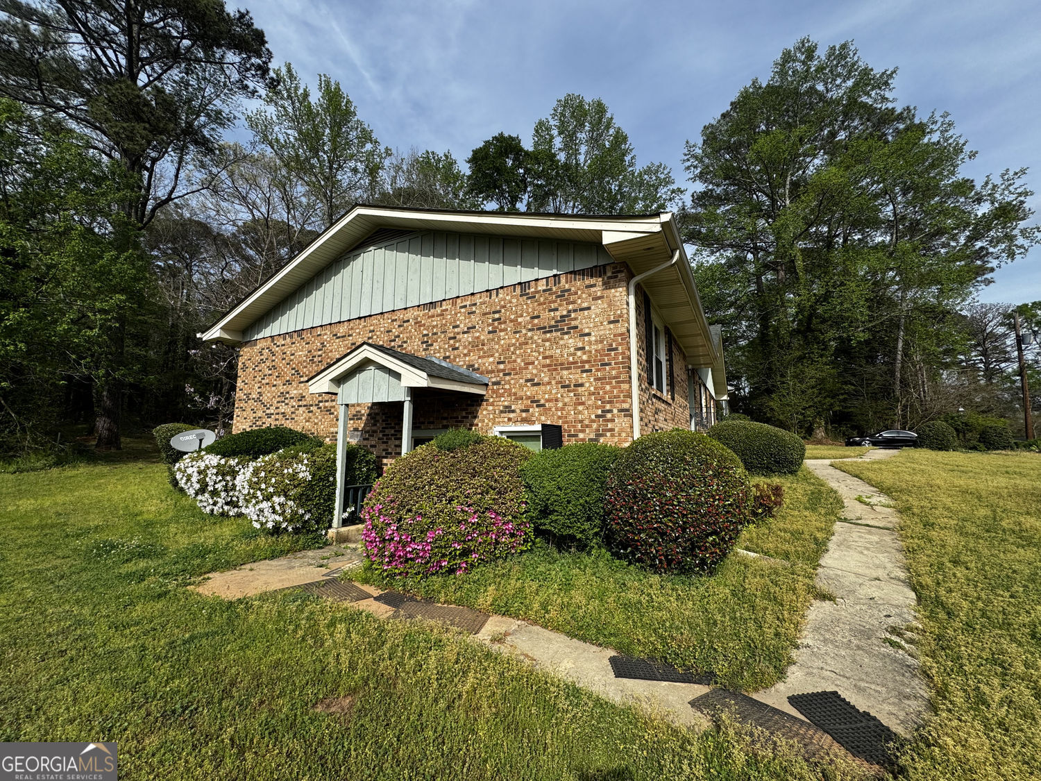 5130 Lost Dutchman Drive Property Photo 2