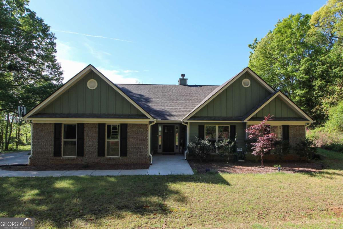 75 Dinsmore Drive Property Photo 1