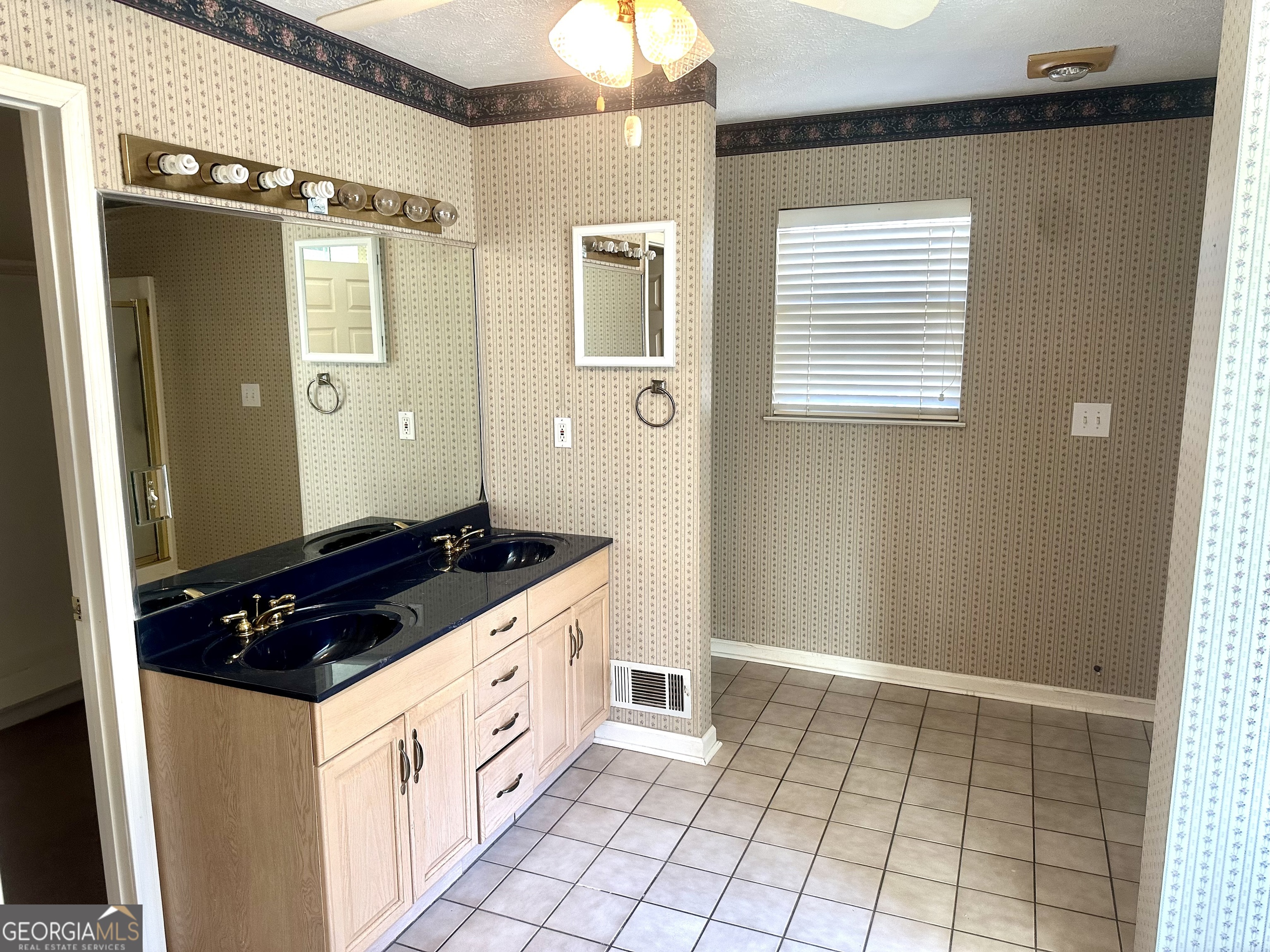 248 Manley Road Property Photo 27