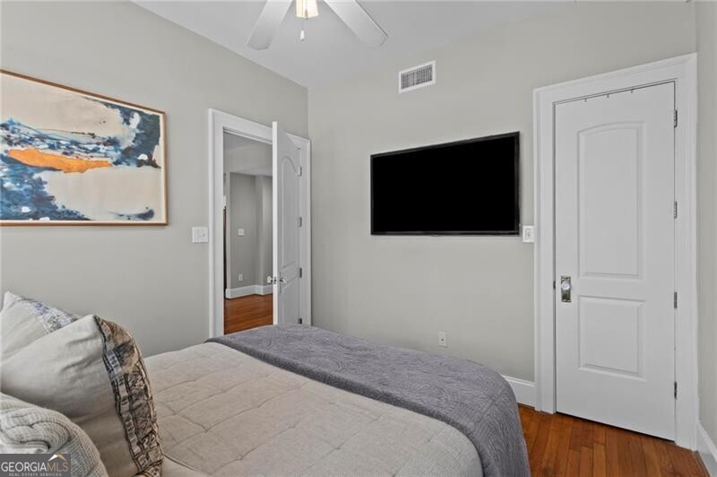 908 Juniper Street Ne # 207 Property Photo 15