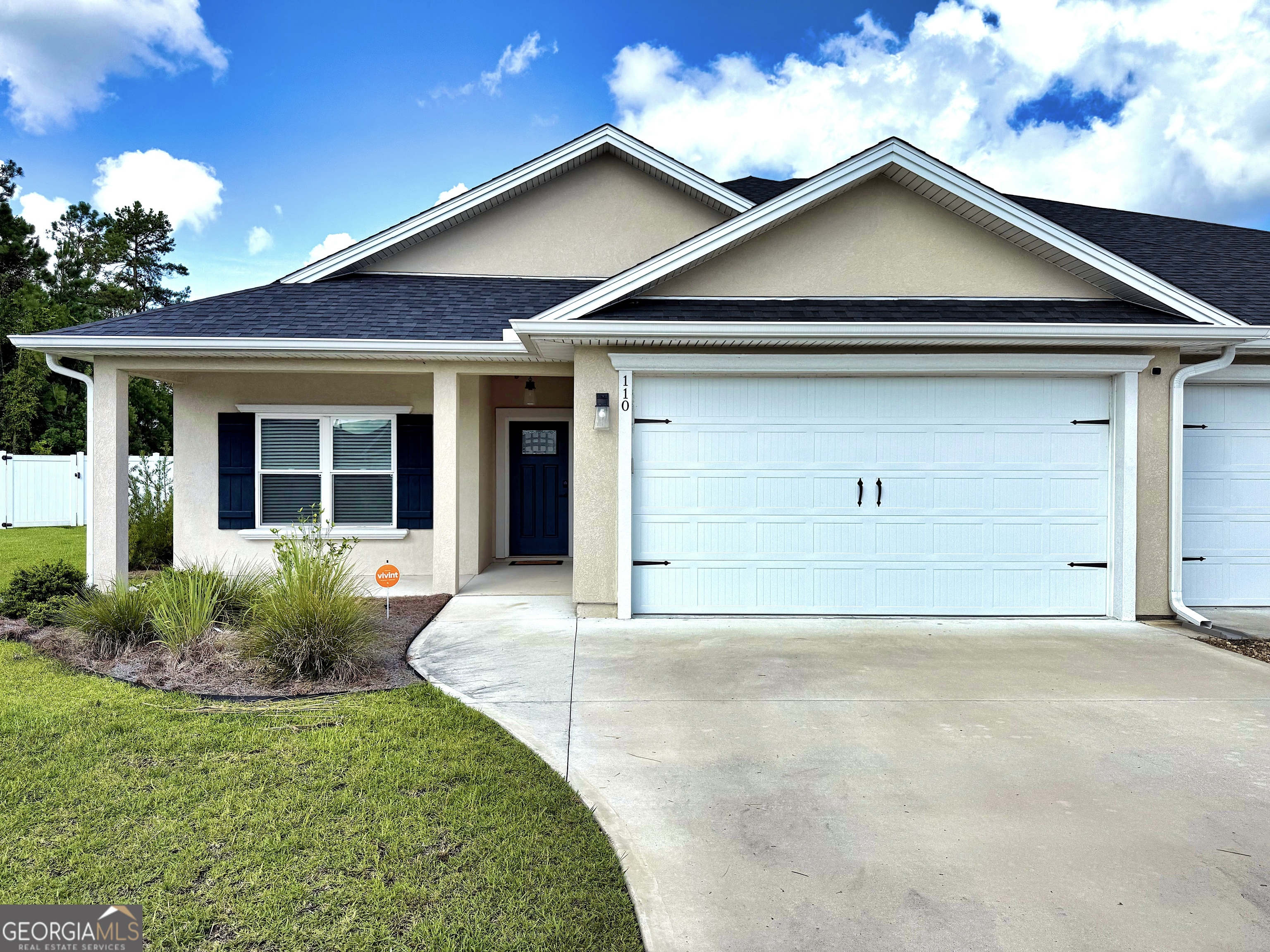 110 The Villas Way Property Photo 1