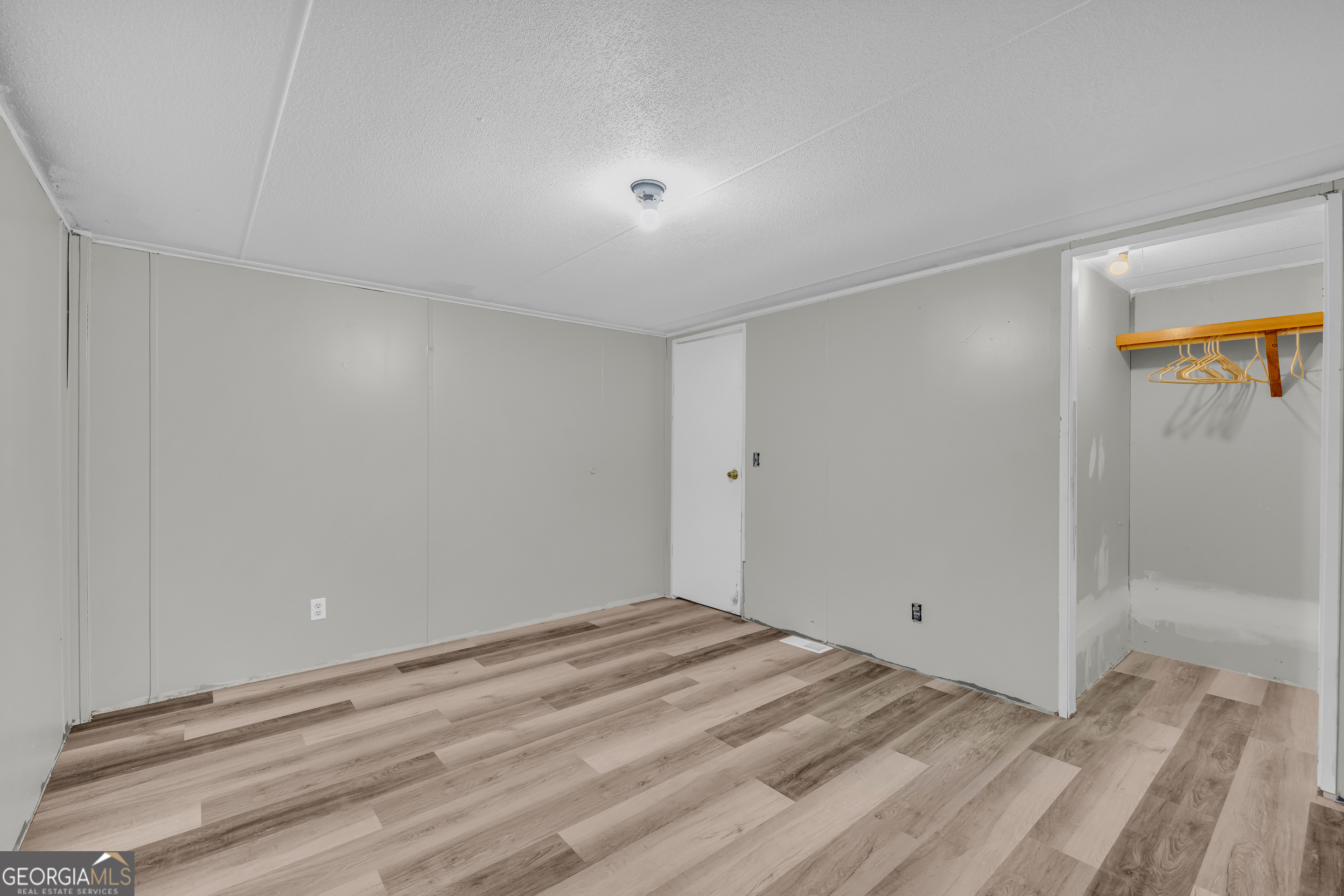 35 Jordan Loop Property Photo 7