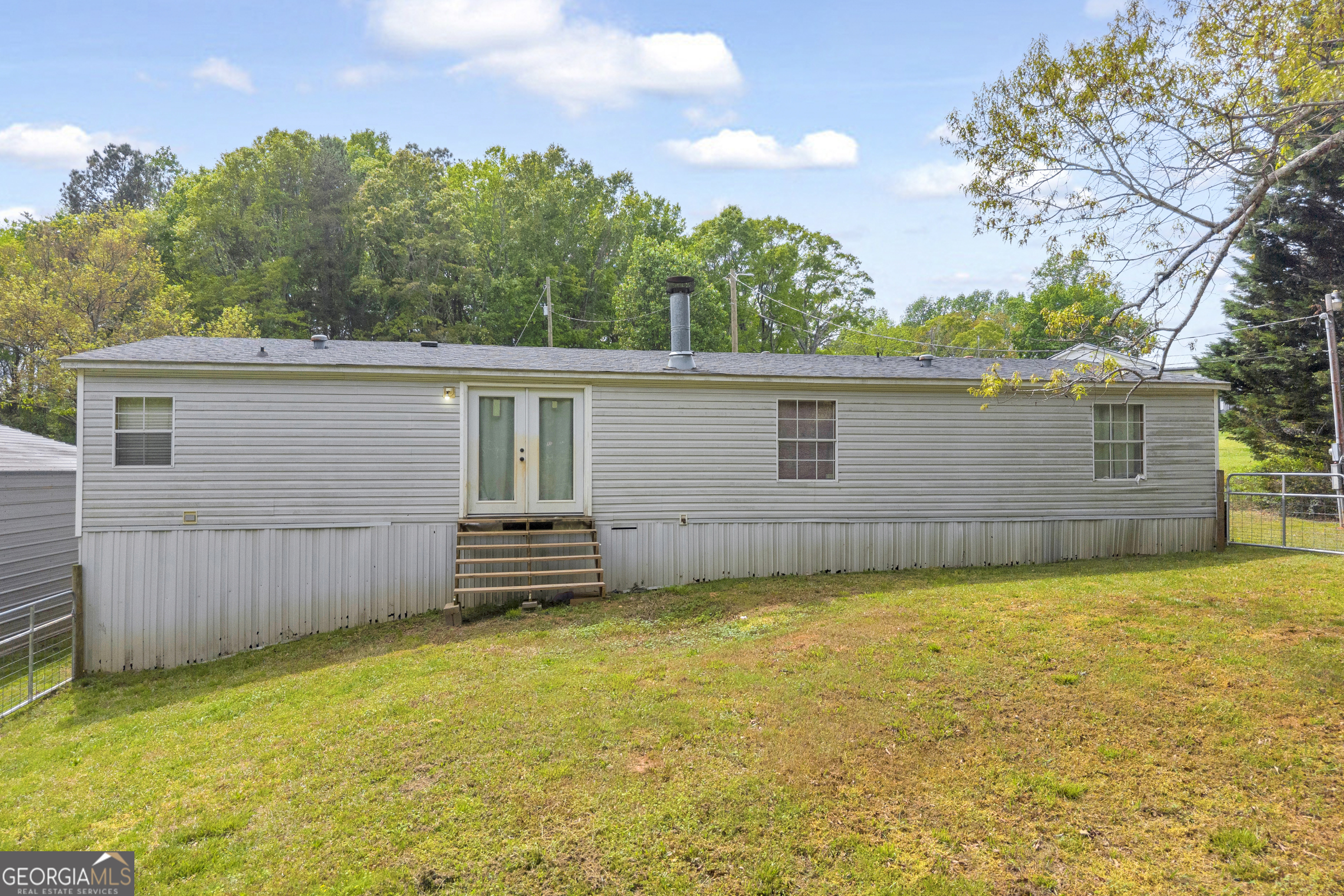 35 Jordan Loop Property Photo 16