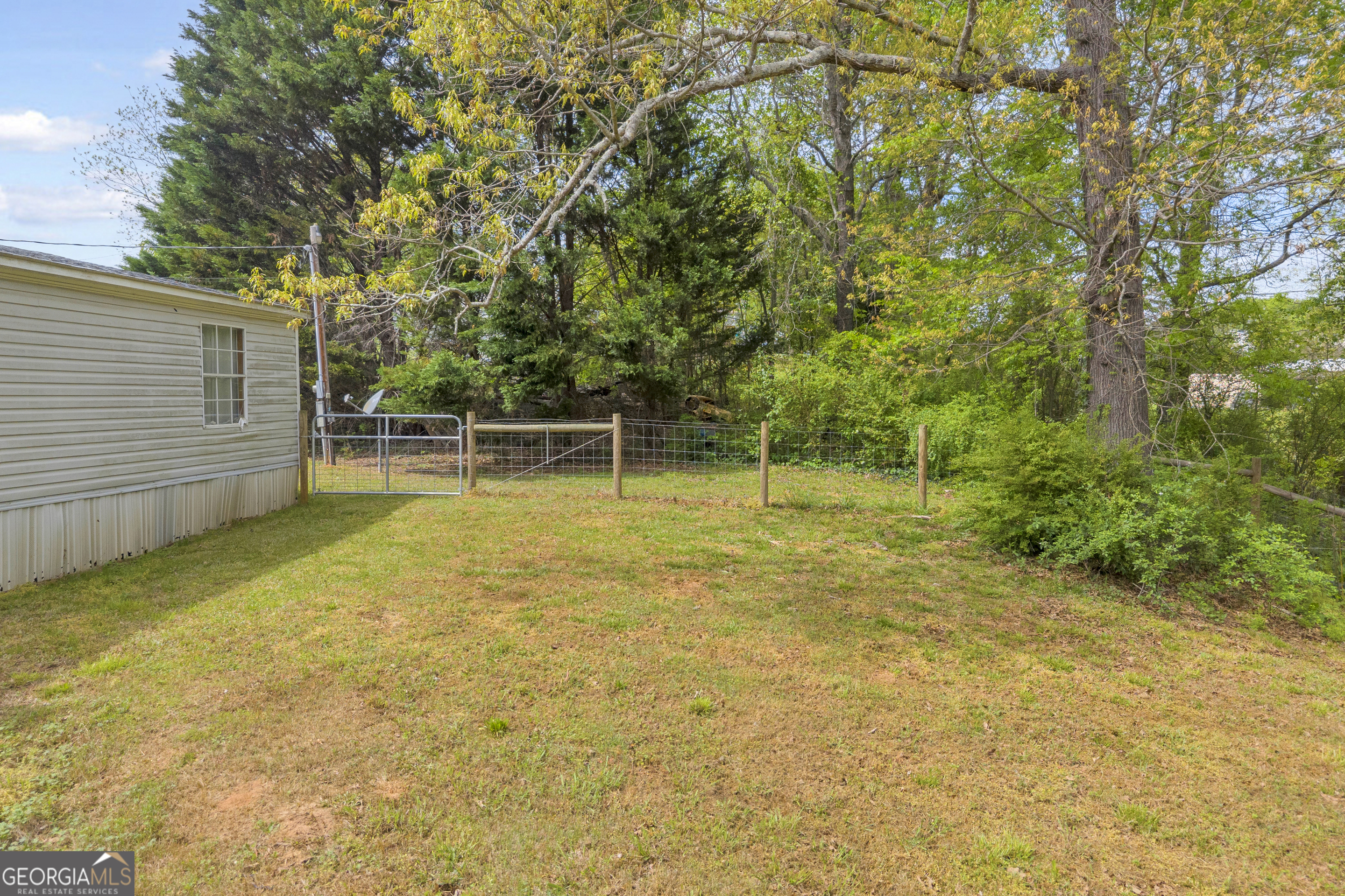 35 Jordan Loop Property Photo 18