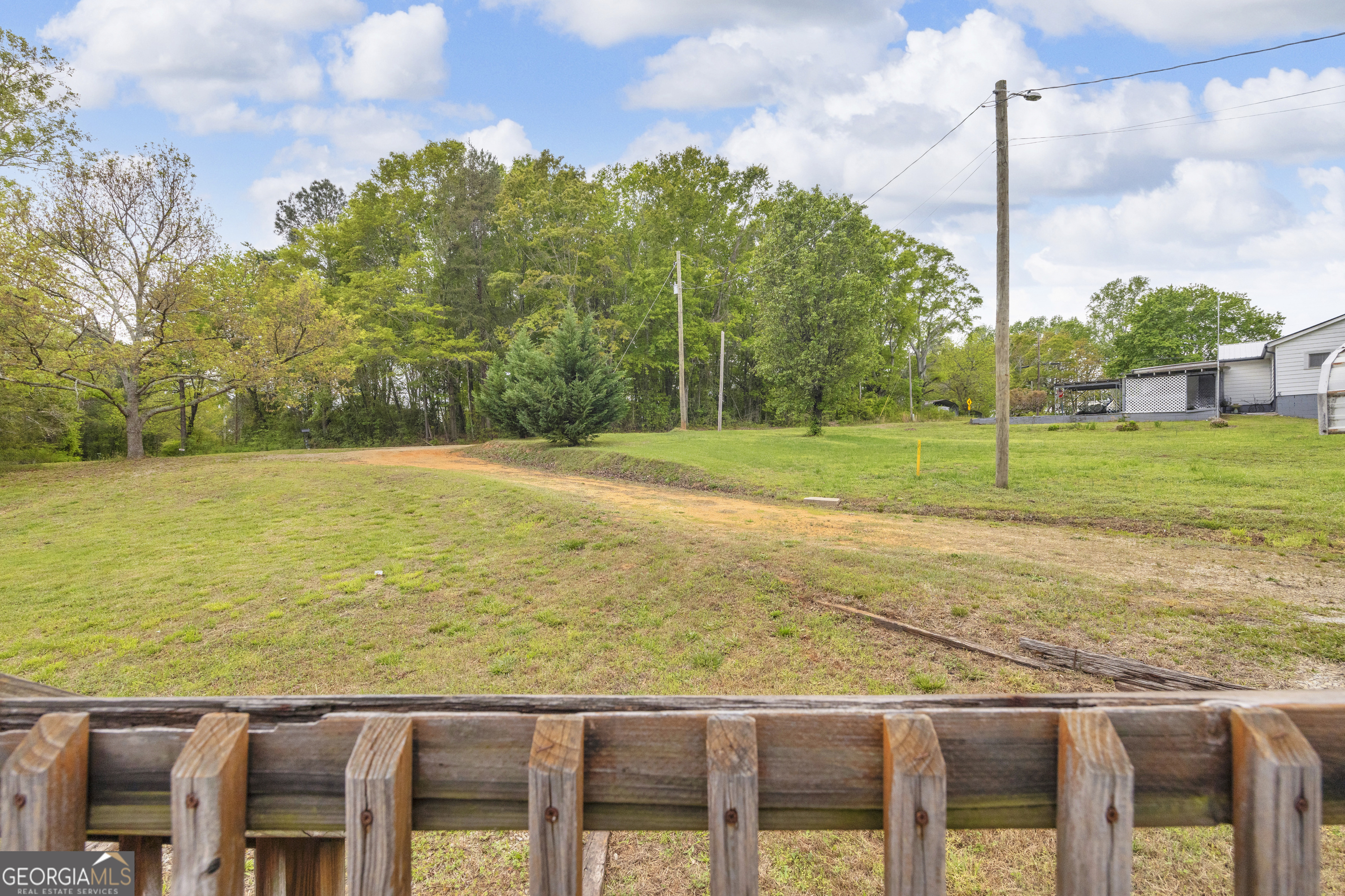 35 Jordan Loop Property Photo 23