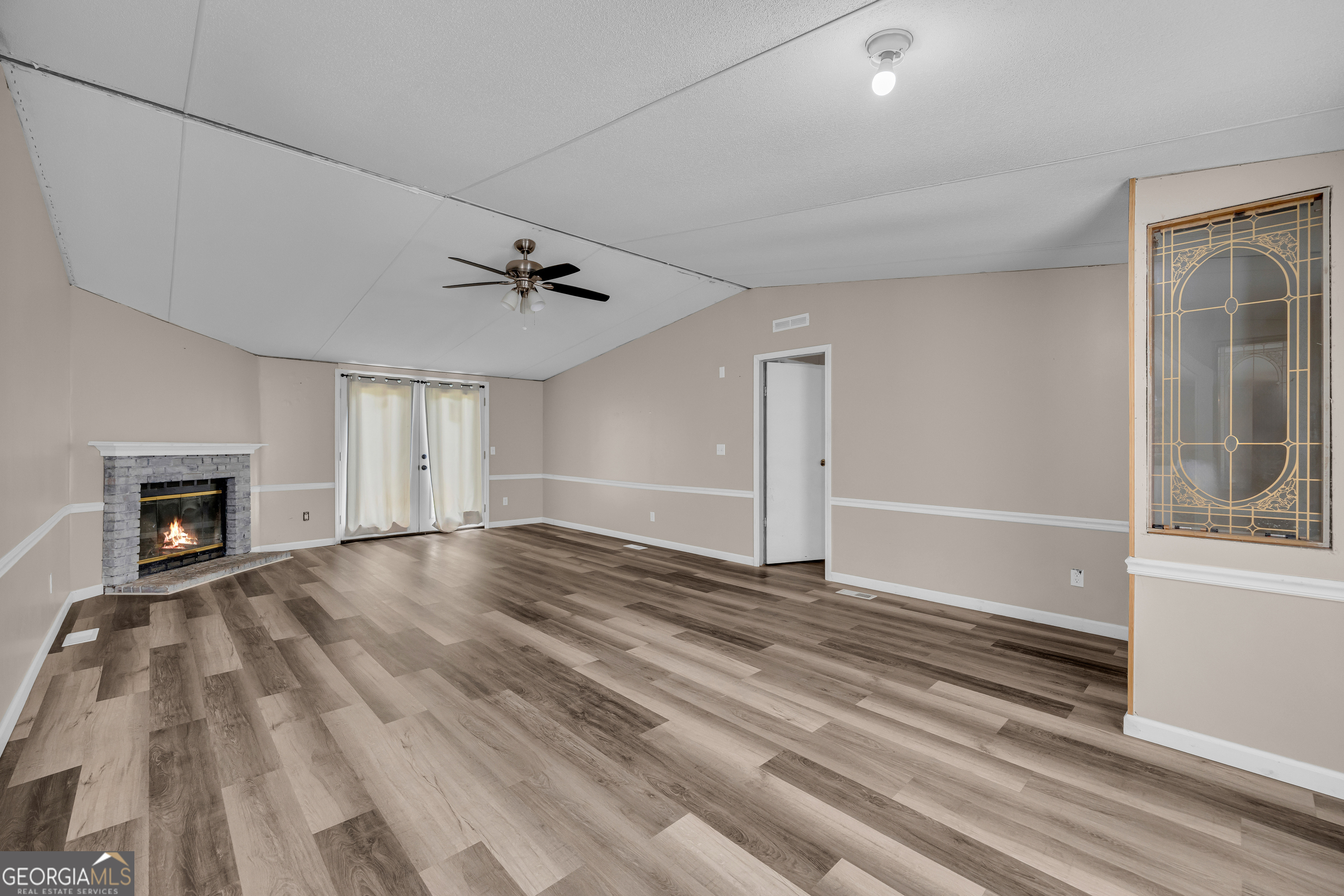 35 Jordan Loop Property Photo 27