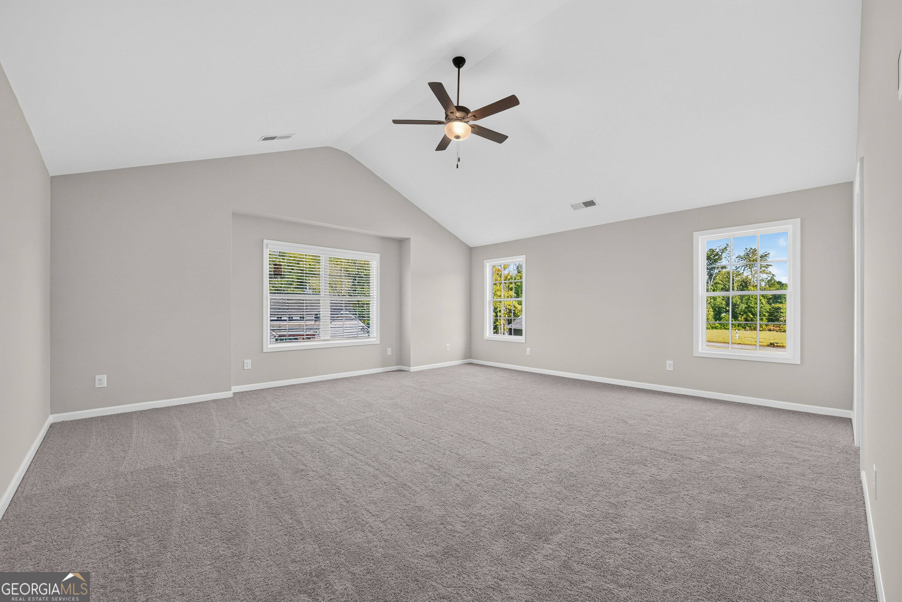 438 Lakeview Way # 268 Property Photo 9