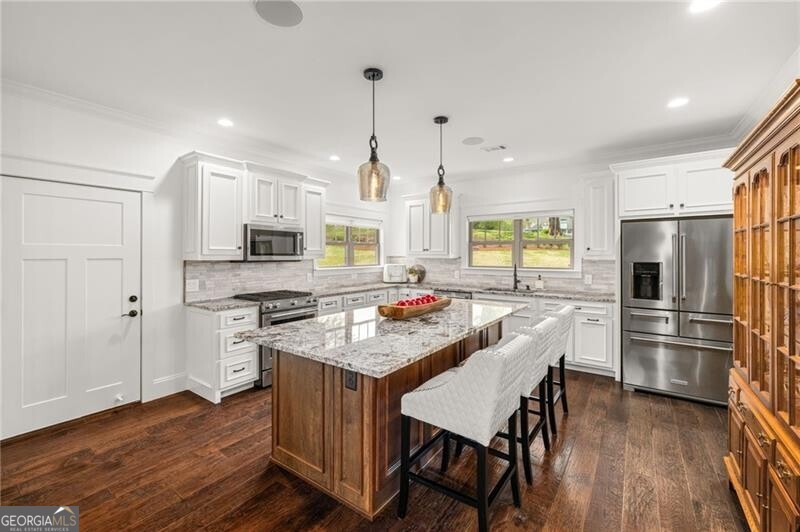 4606 Windsor Drive Property Photo 14