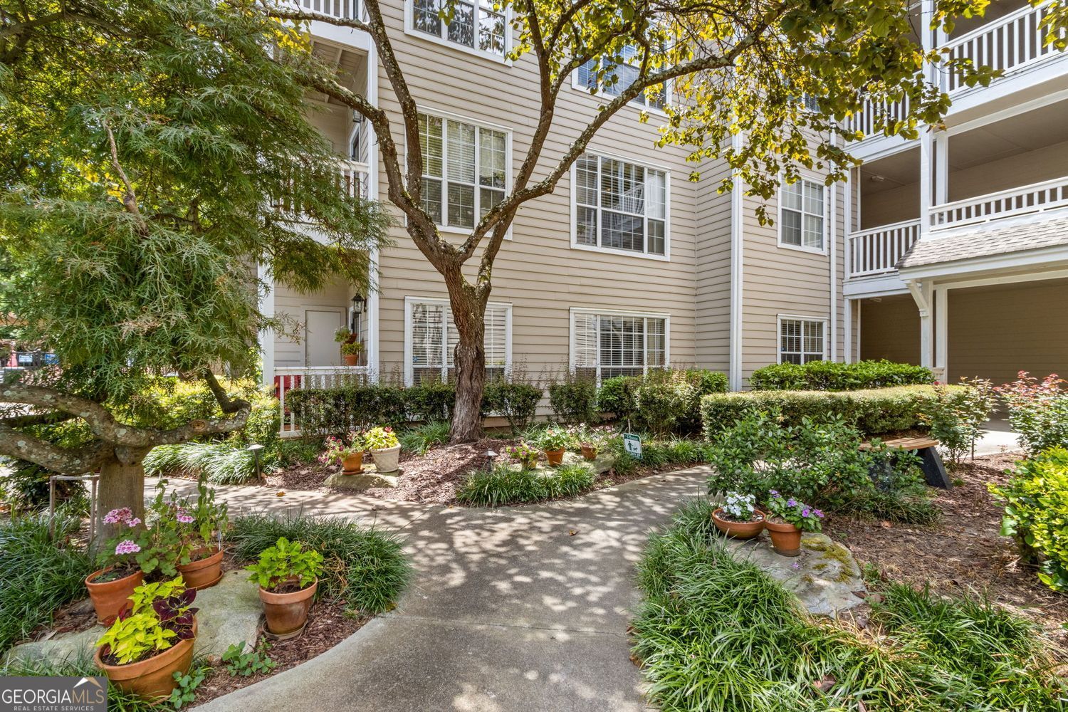 1250 Parkwood Circle Se # 3204 Property Photo 1