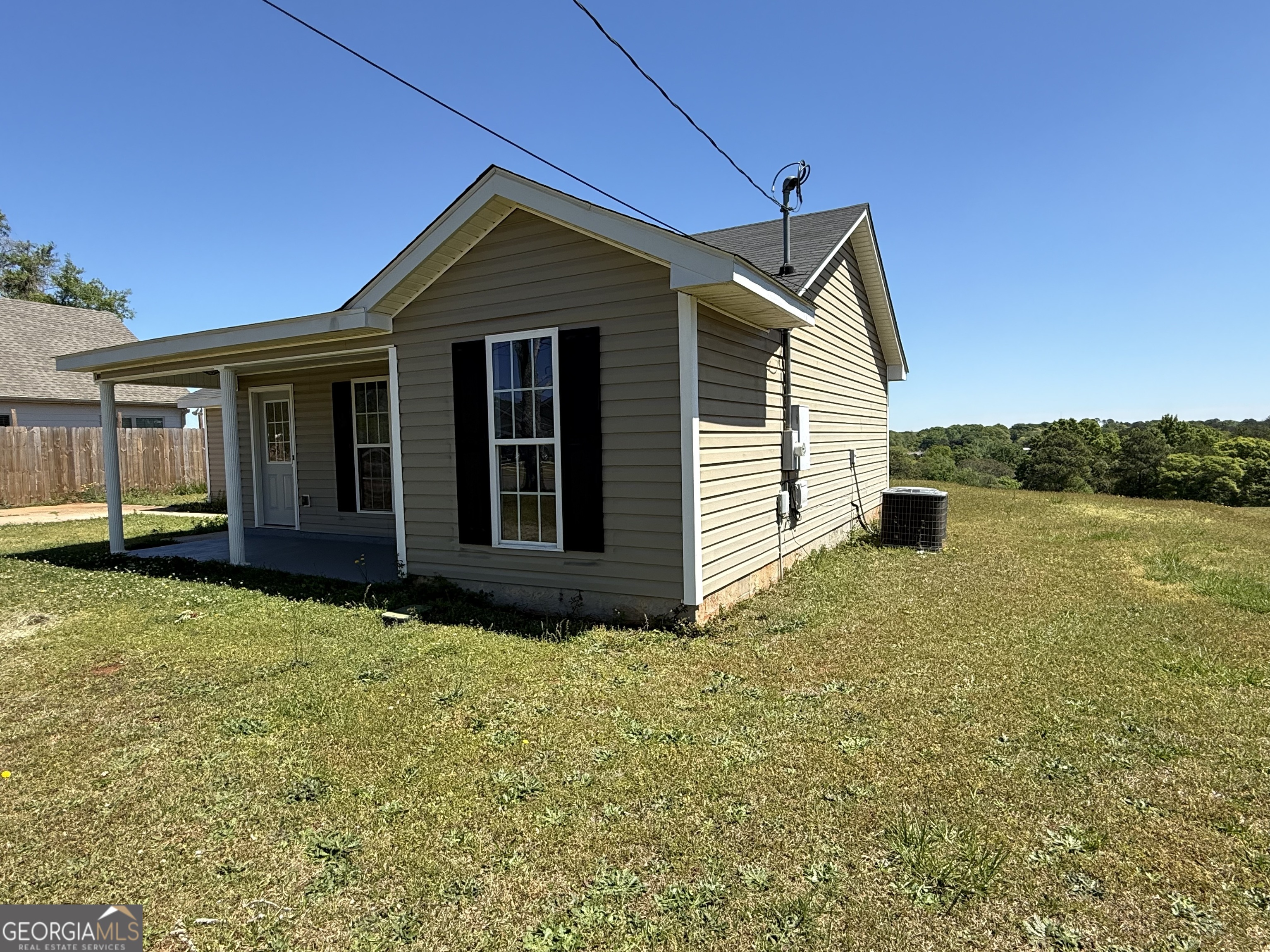 1005 Callaway Avenue Property Photo 5