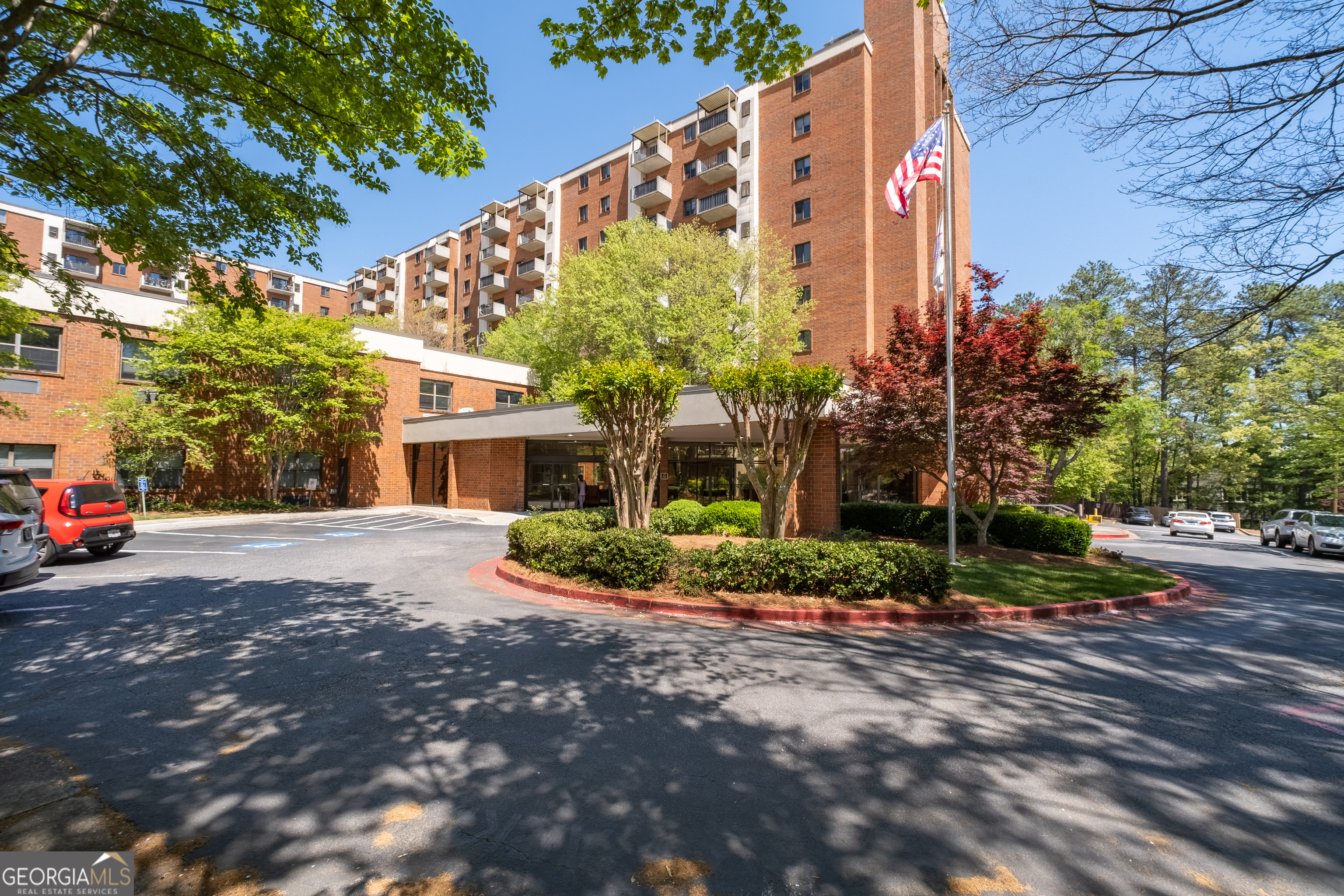 300 Johnson Ferry Road # B915 Property Photo 3