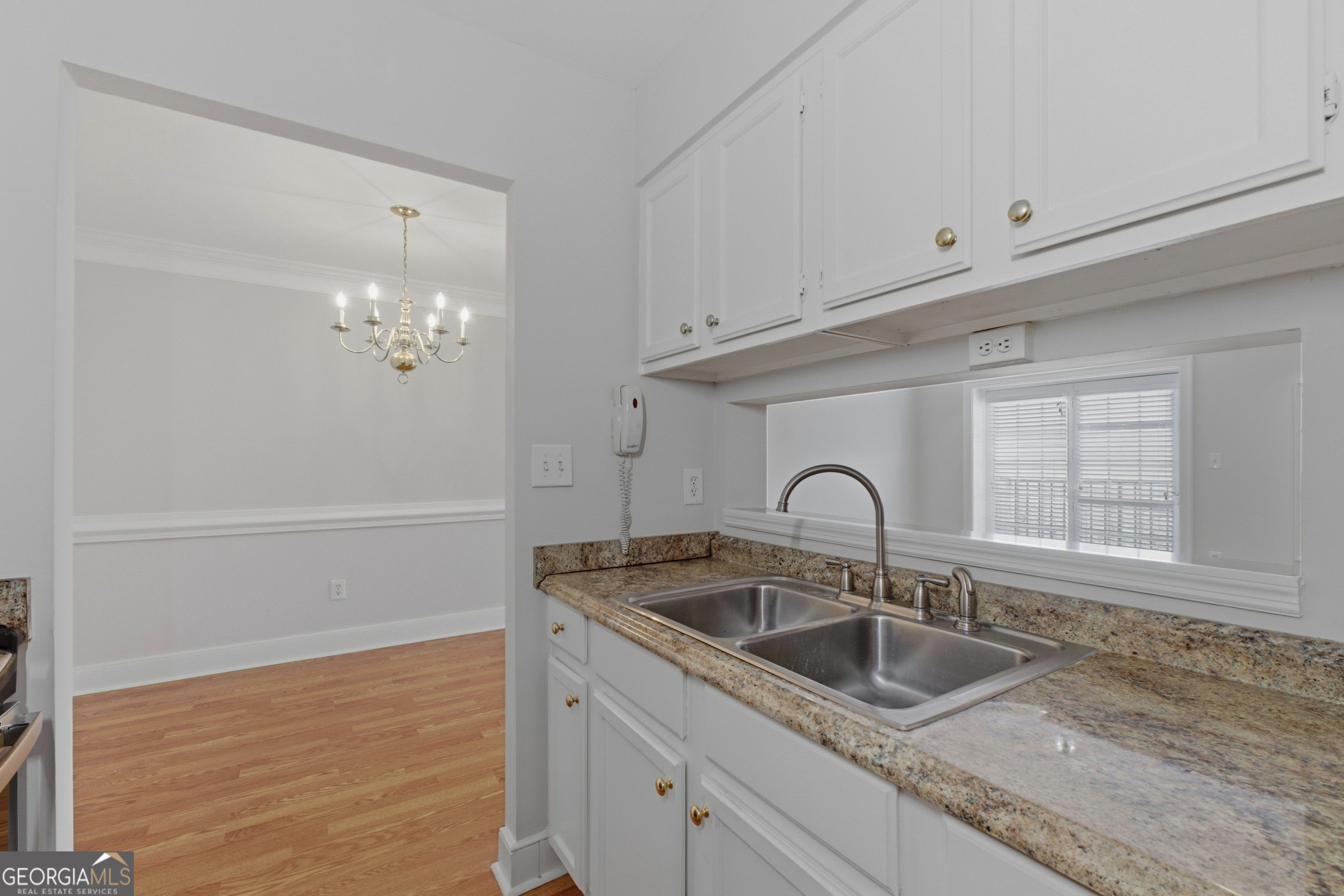 300 Johnson Ferry Road # B915 Property Photo 7