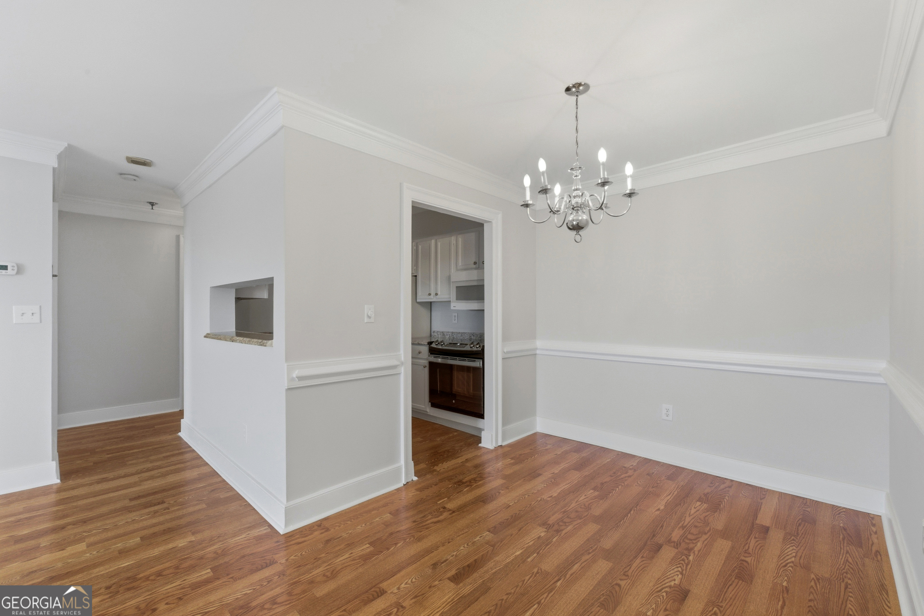 300 Johnson Ferry Road # B915 Property Photo 8