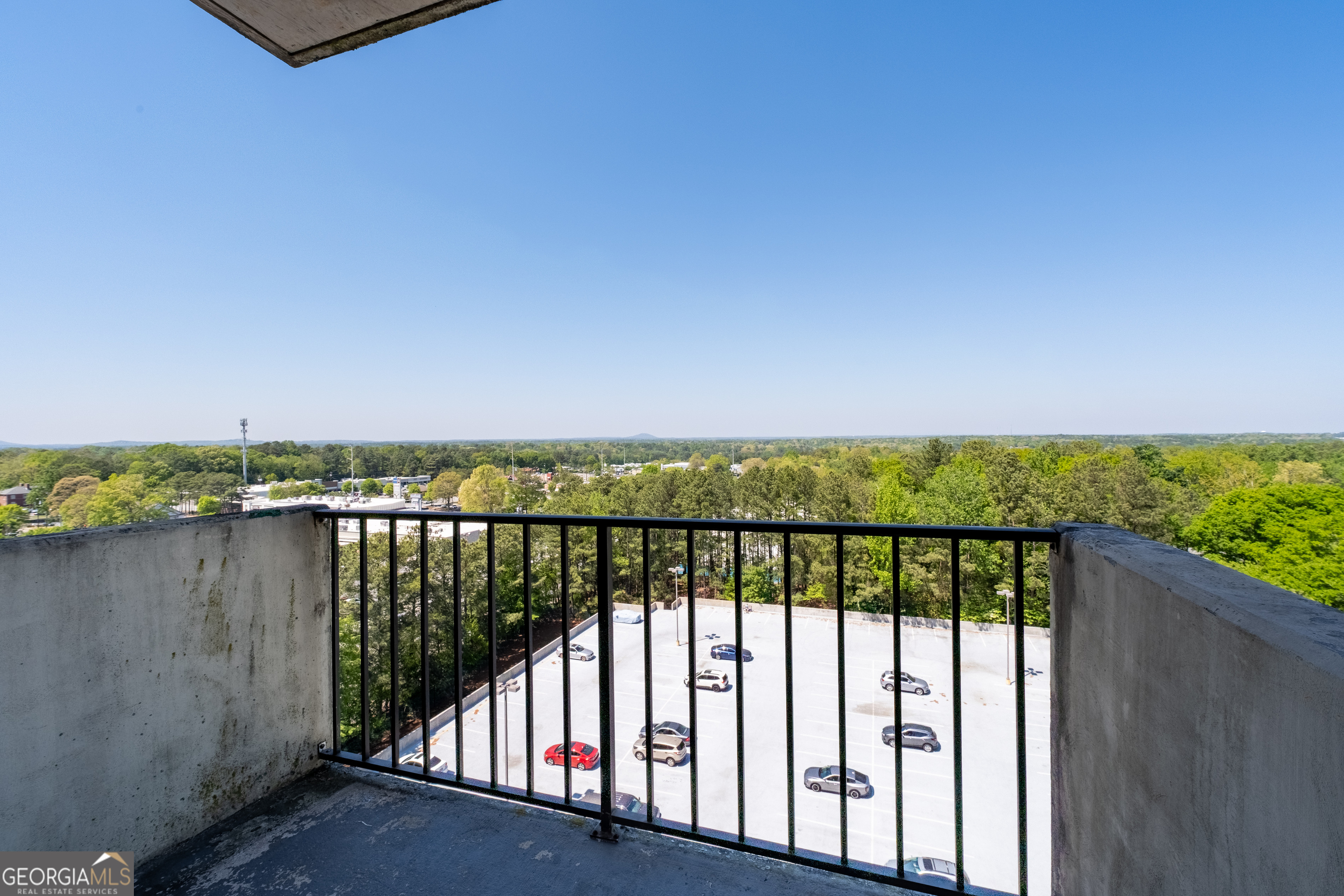 300 Johnson Ferry Road # B915 Property Photo 11