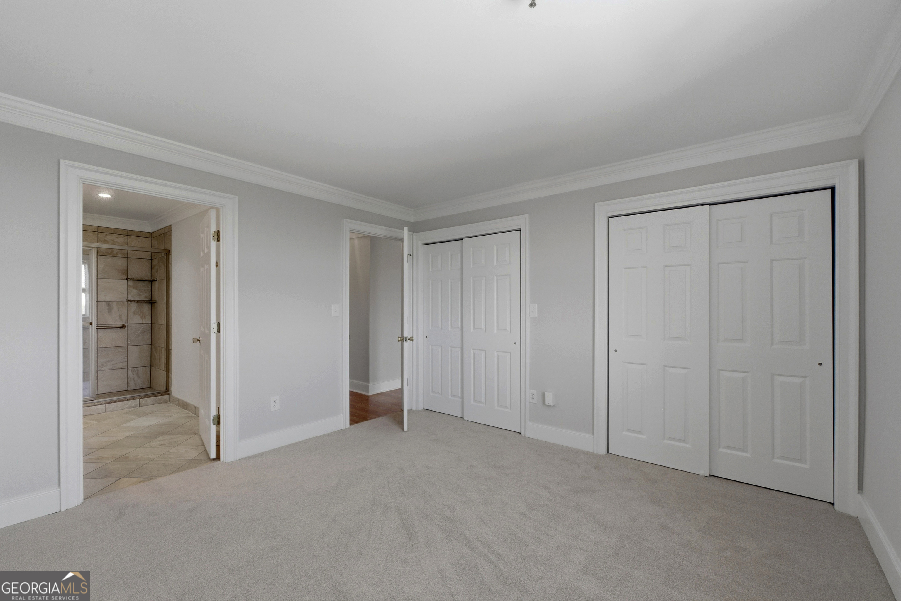300 Johnson Ferry Road # B915 Property Photo 15