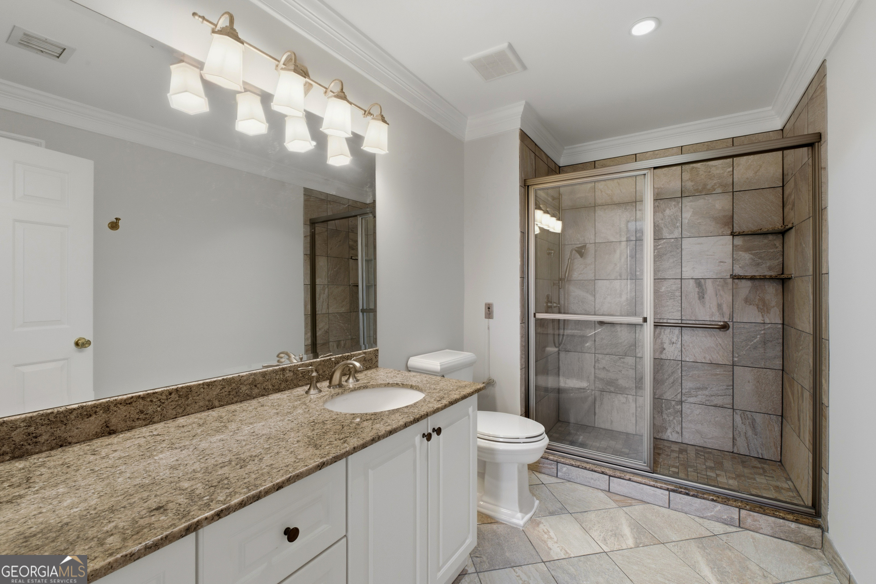 300 Johnson Ferry Road # B915 Property Photo 16