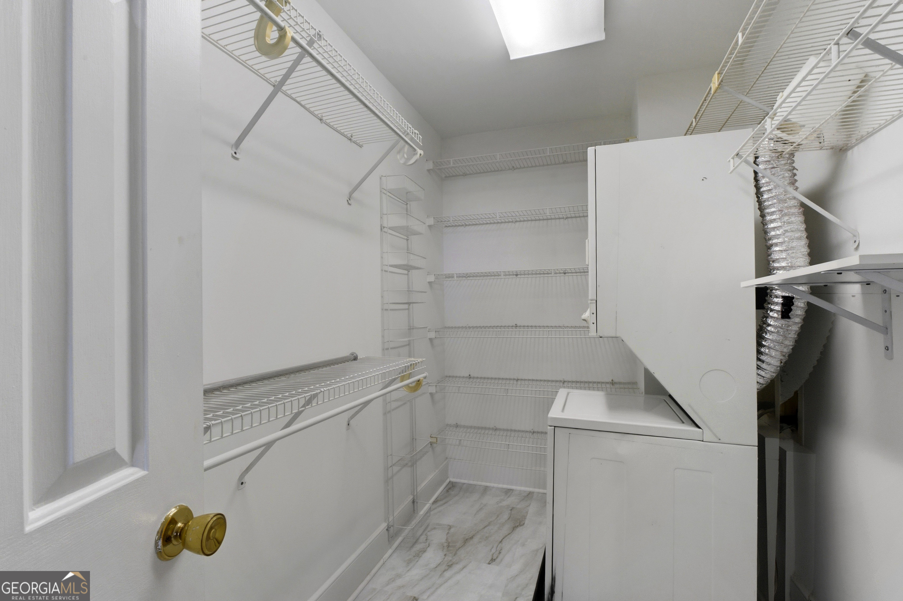 300 Johnson Ferry Road # B915 Property Photo 19