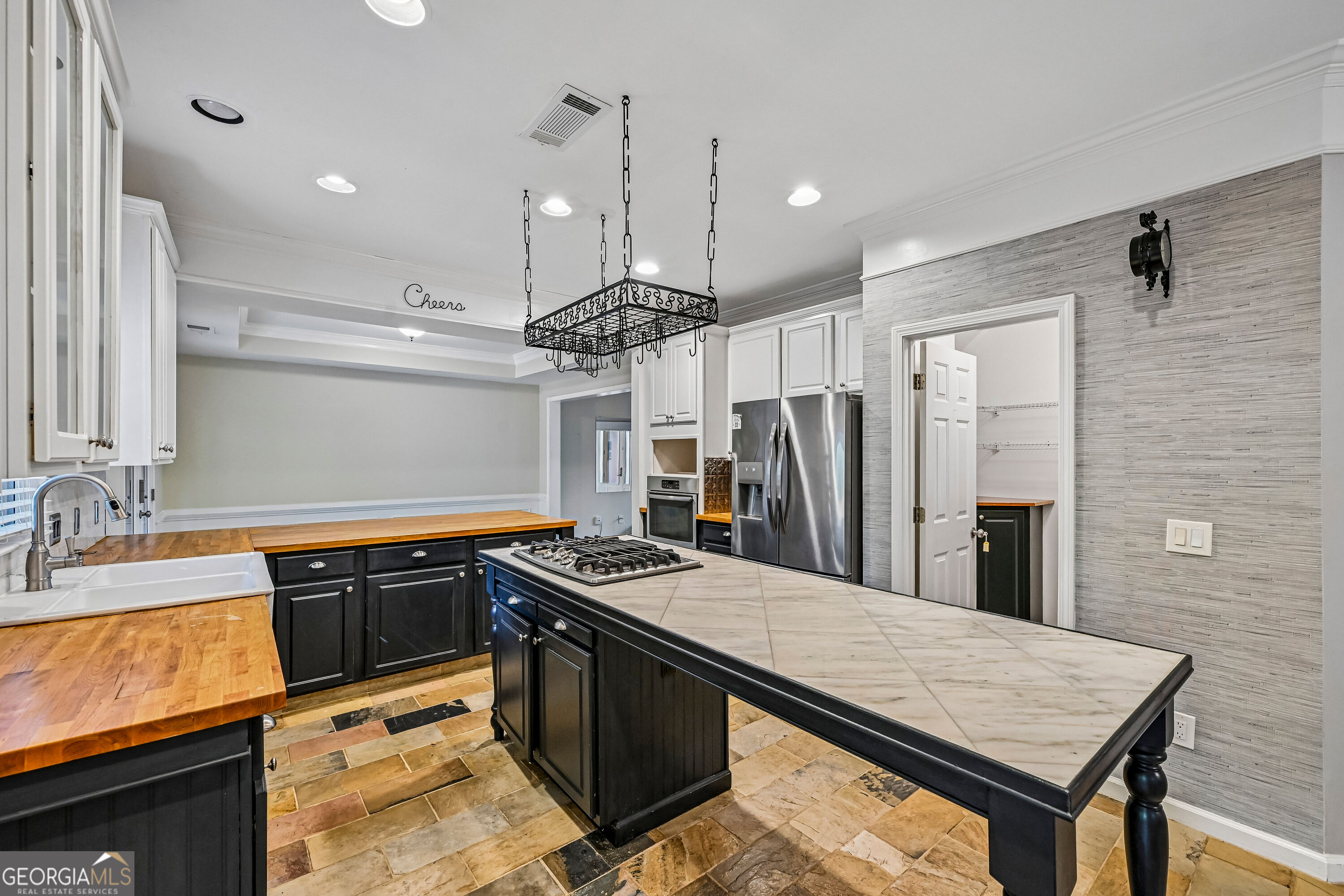 8590 River Walk Landing Property Photo 2