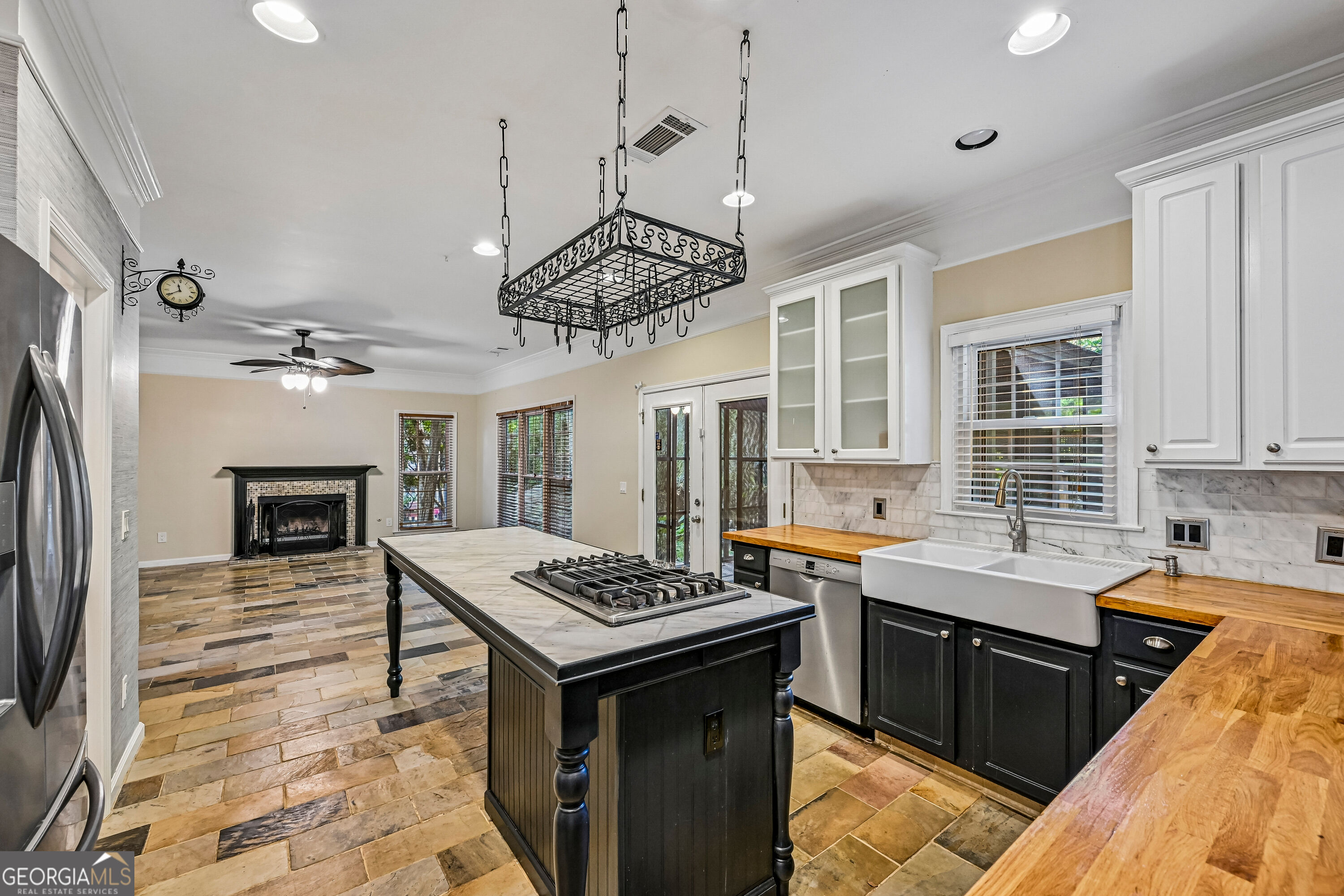 8590 River Walk Landing Property Photo 7