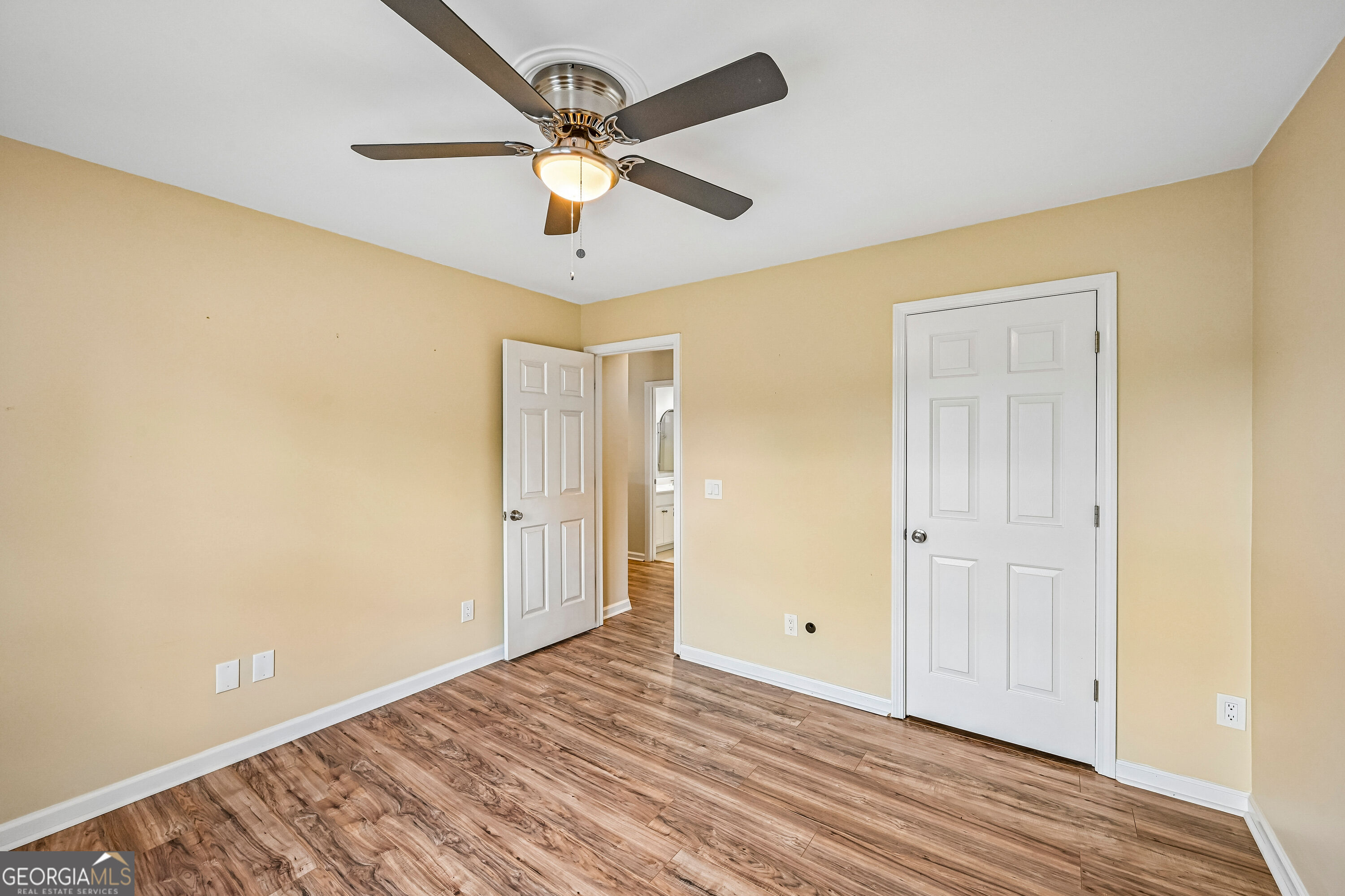 8590 River Walk Landing Property Photo 23