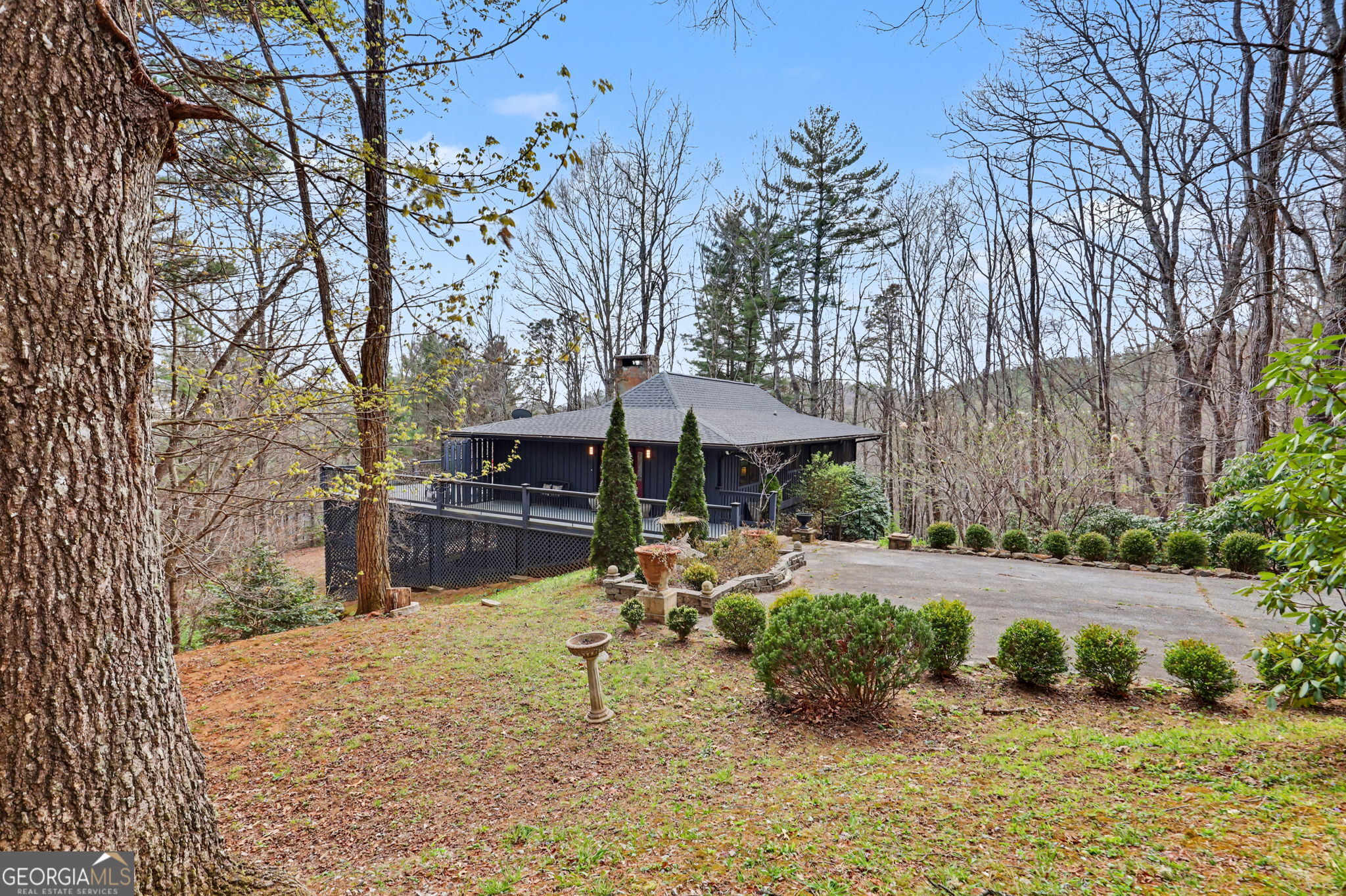 594 Sky High Drive Property Photo 3