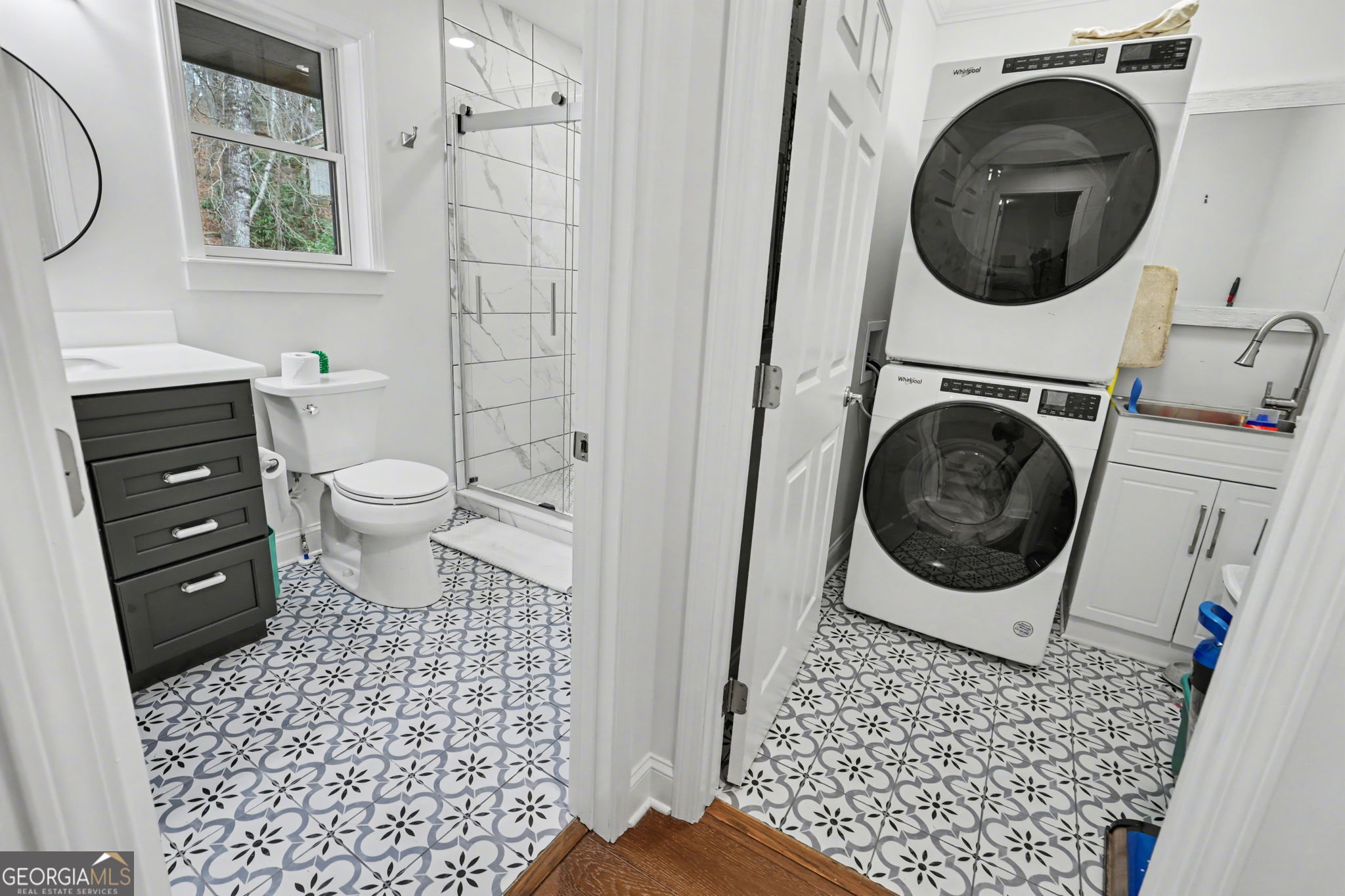 594 Sky High Drive Property Photo 34
