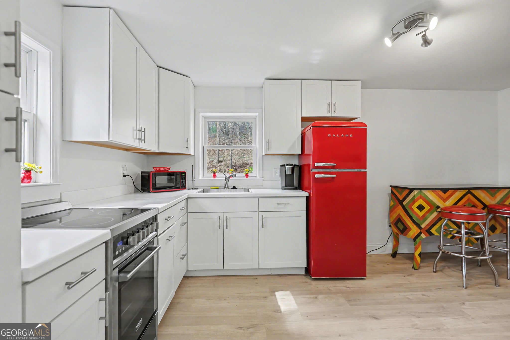 594 Sky High Drive Property Photo 46