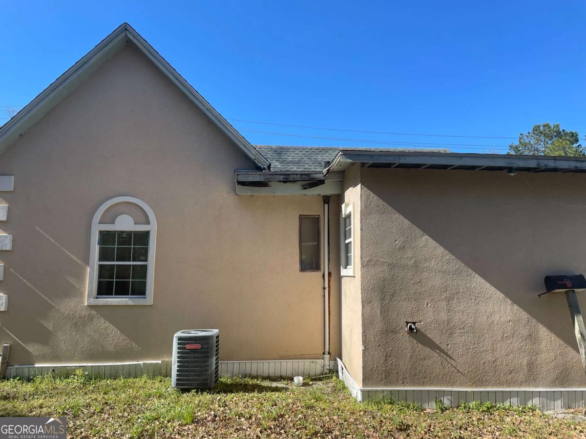 717 Glenmore Avenue Property Photo 4