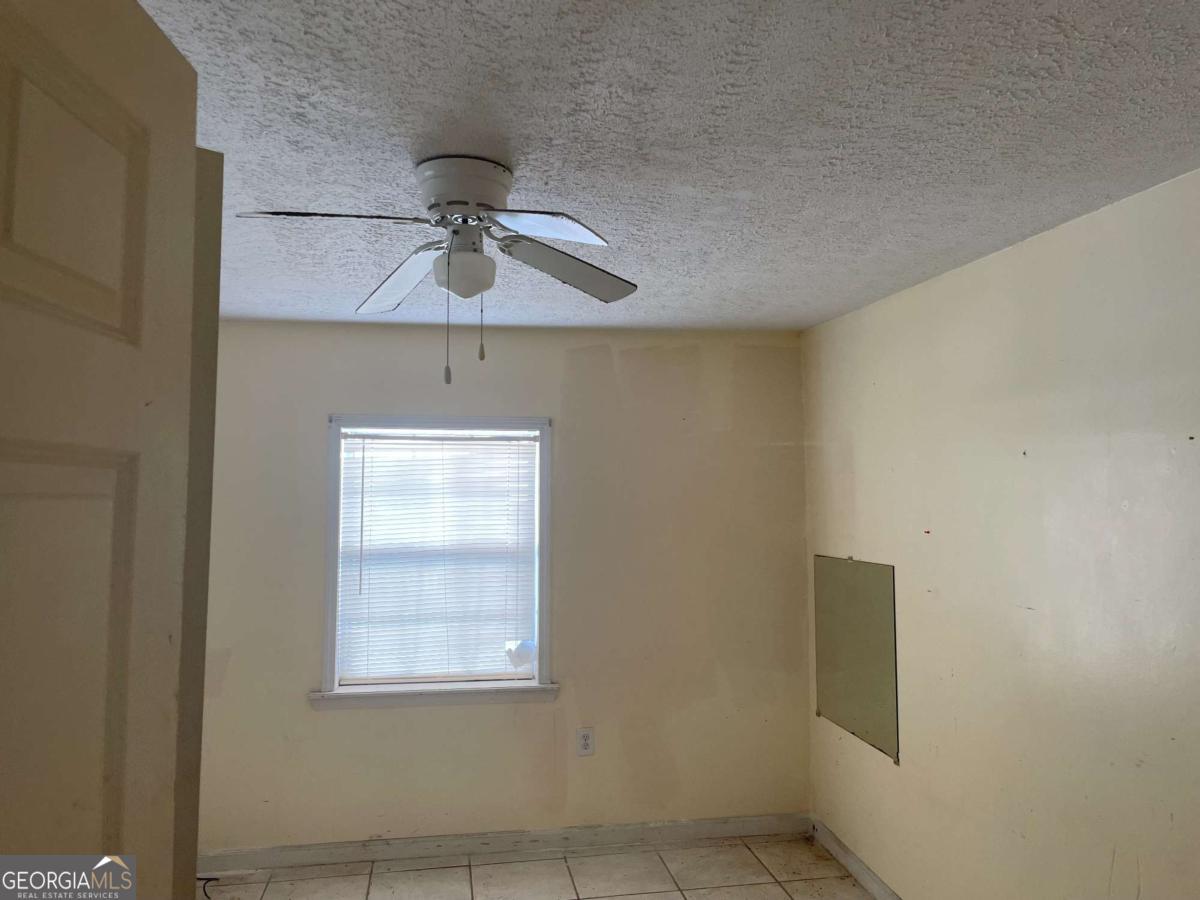 717 Glenmore Avenue Property Photo 8