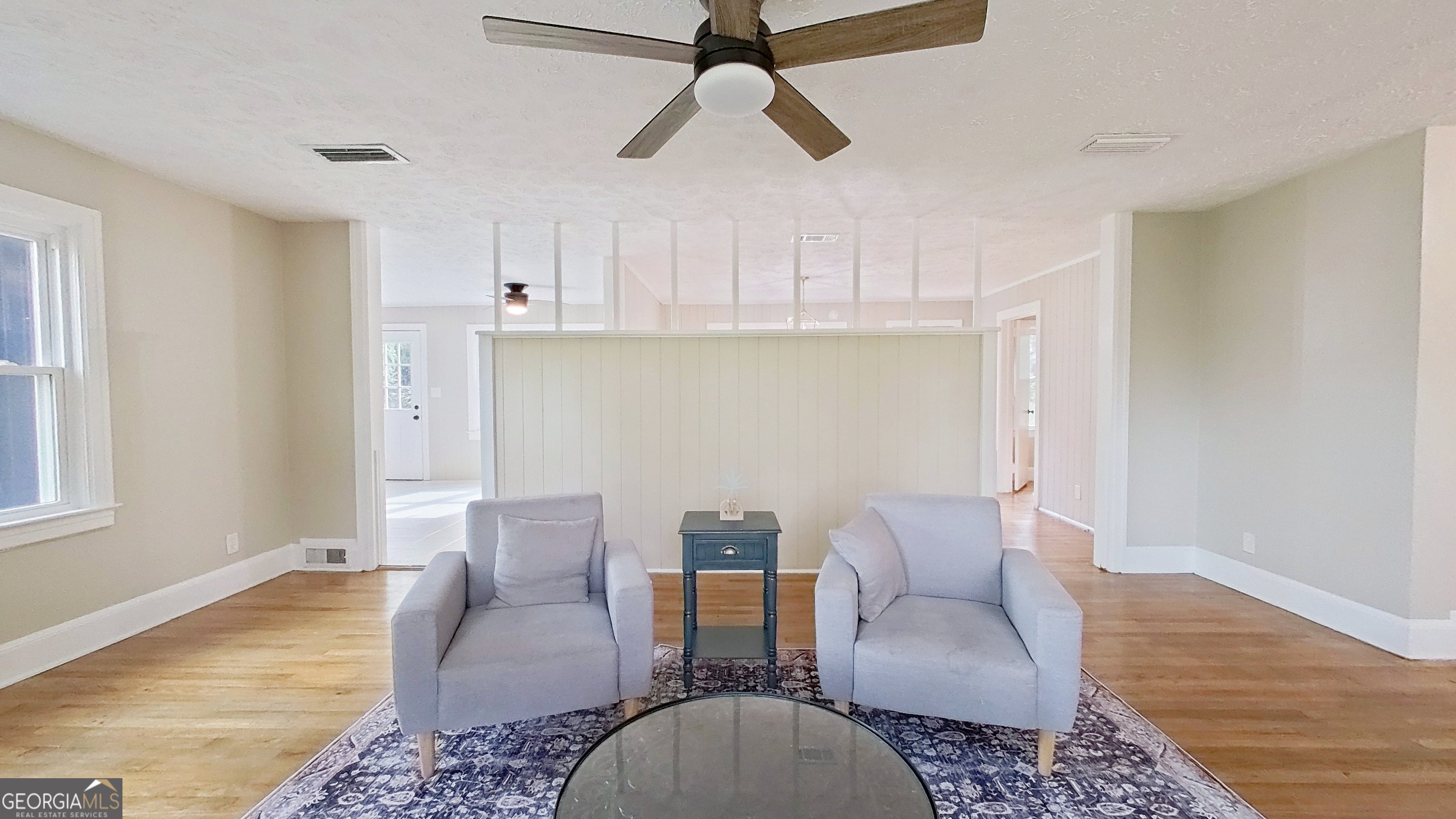 481 4th Street Property Photo 6