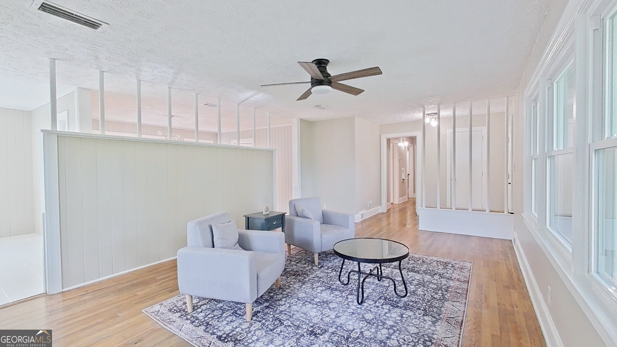 481 4th Street Property Photo 7