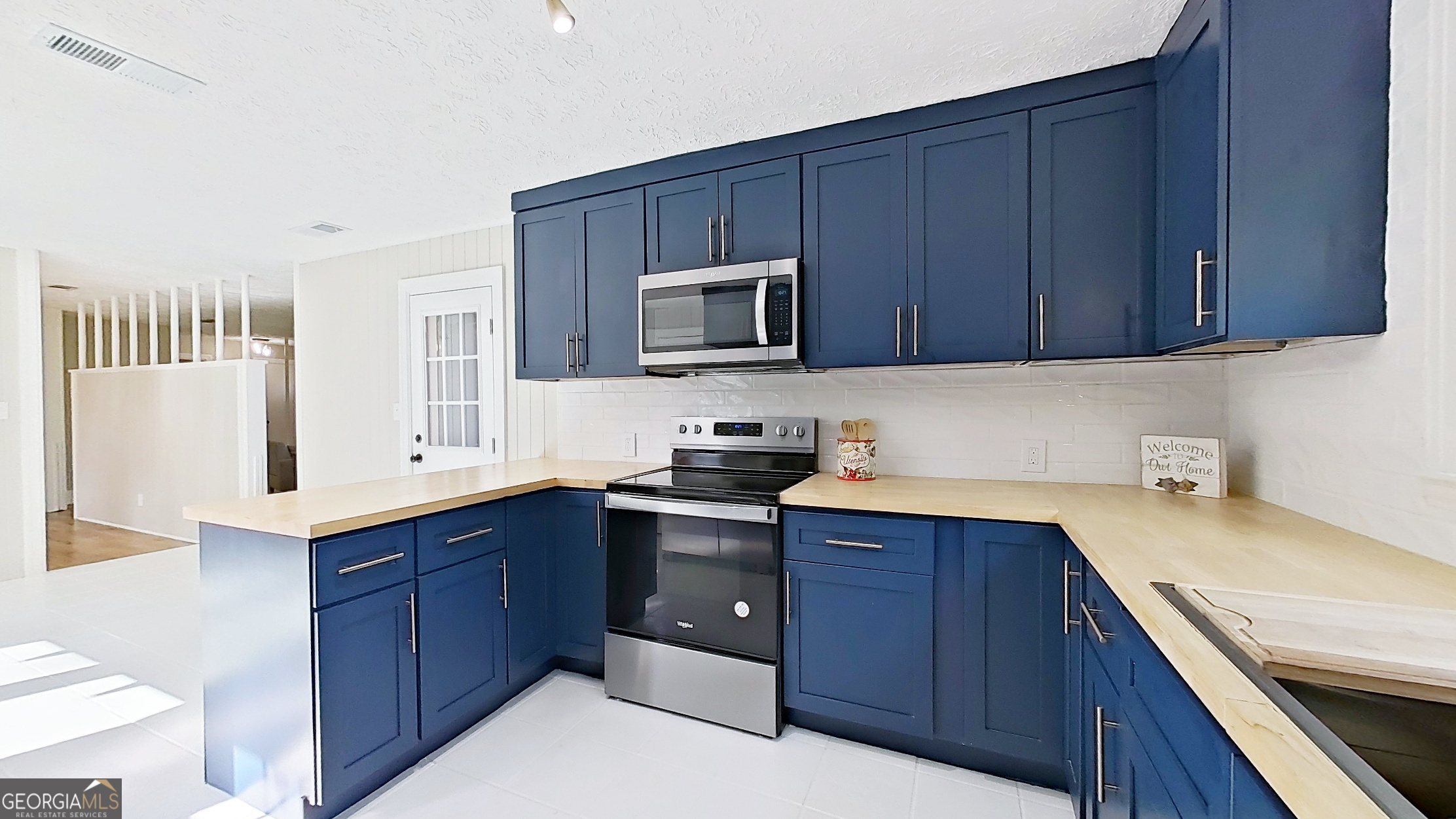 481 4th Street Property Photo 15