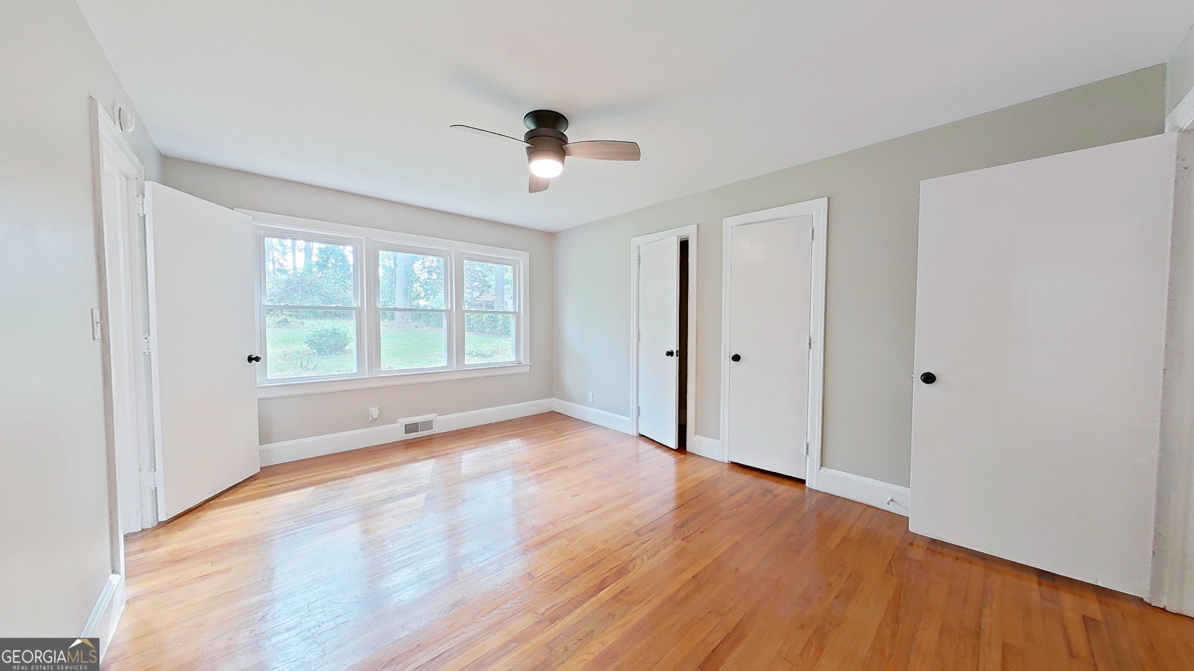 481 4th Street Property Photo 25