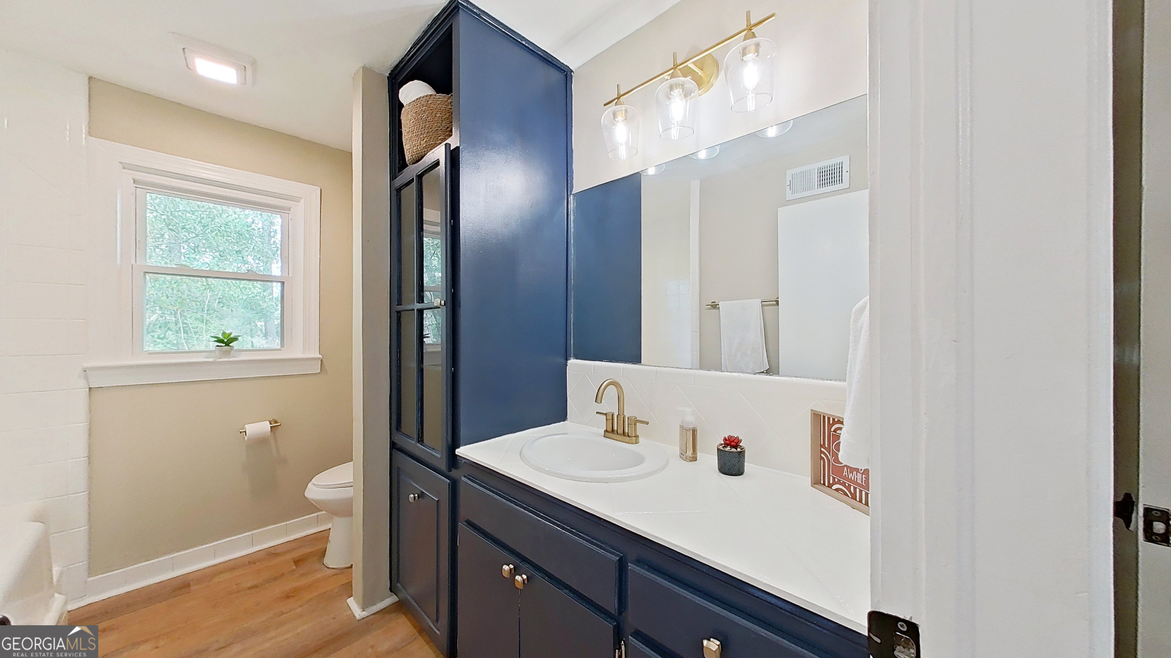 481 4th Street Property Photo 27