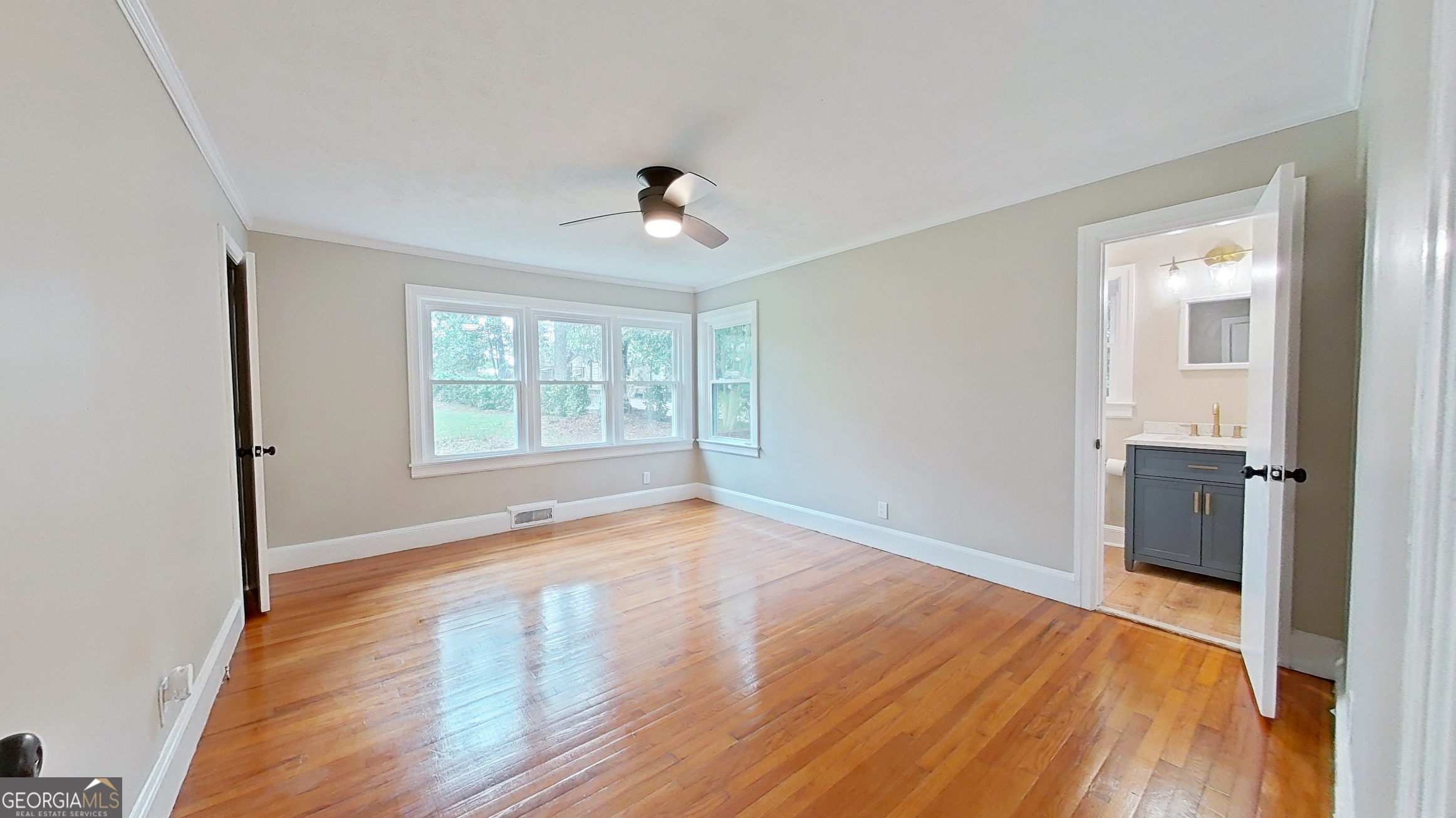 481 4th Street Property Photo 31