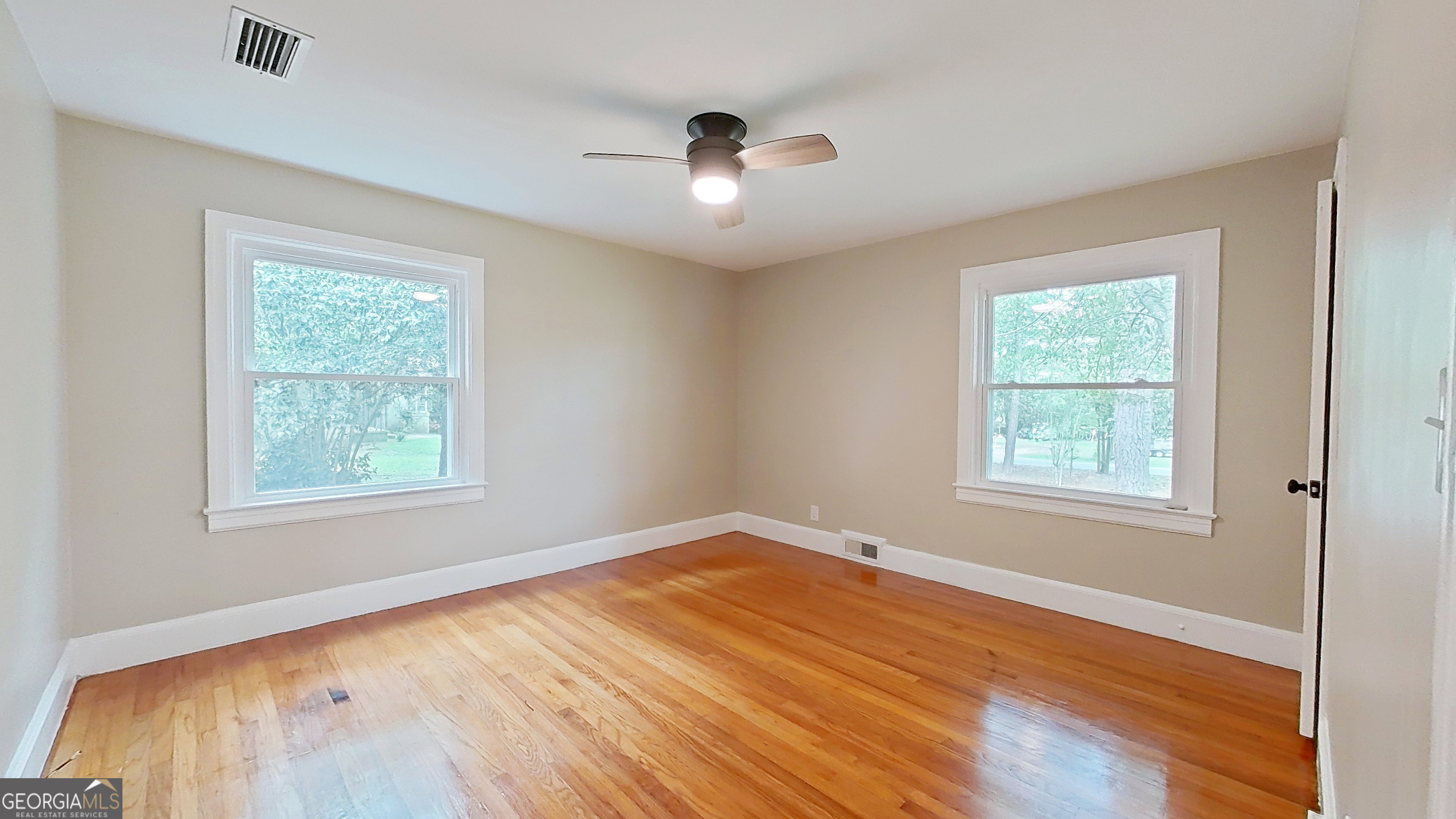 481 4th Street Property Photo 38