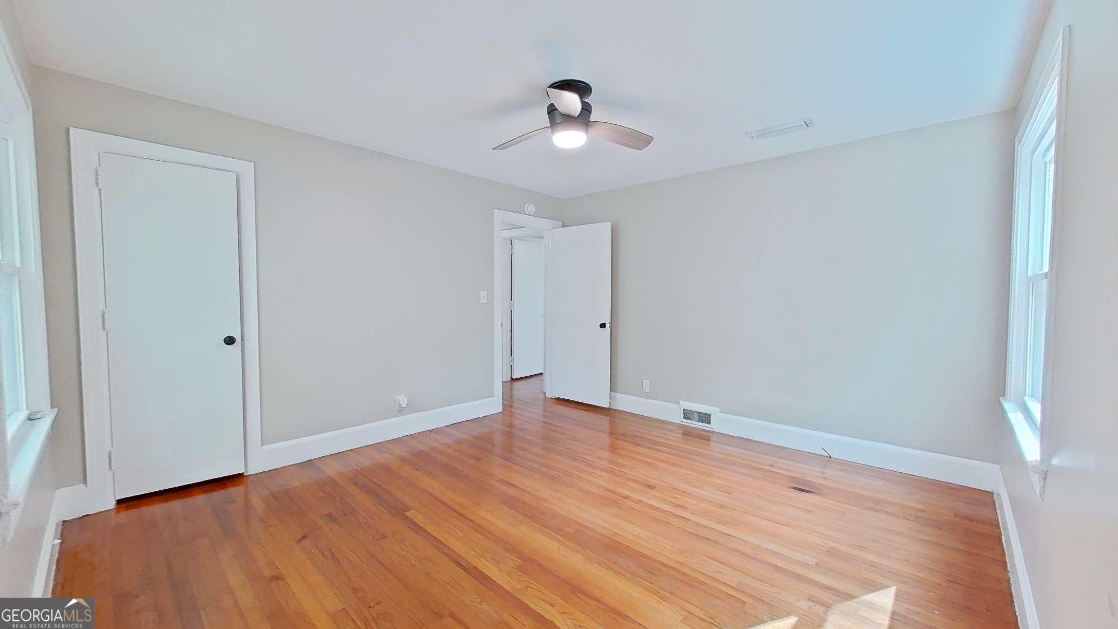 481 4th Street Property Photo 40