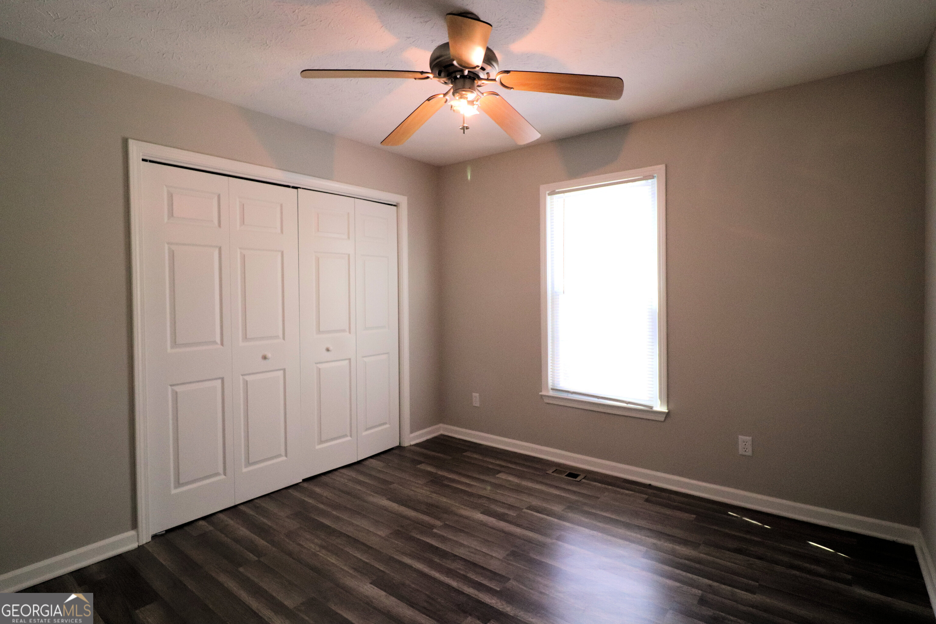 192 Deerfield Drive Property Photo 16
