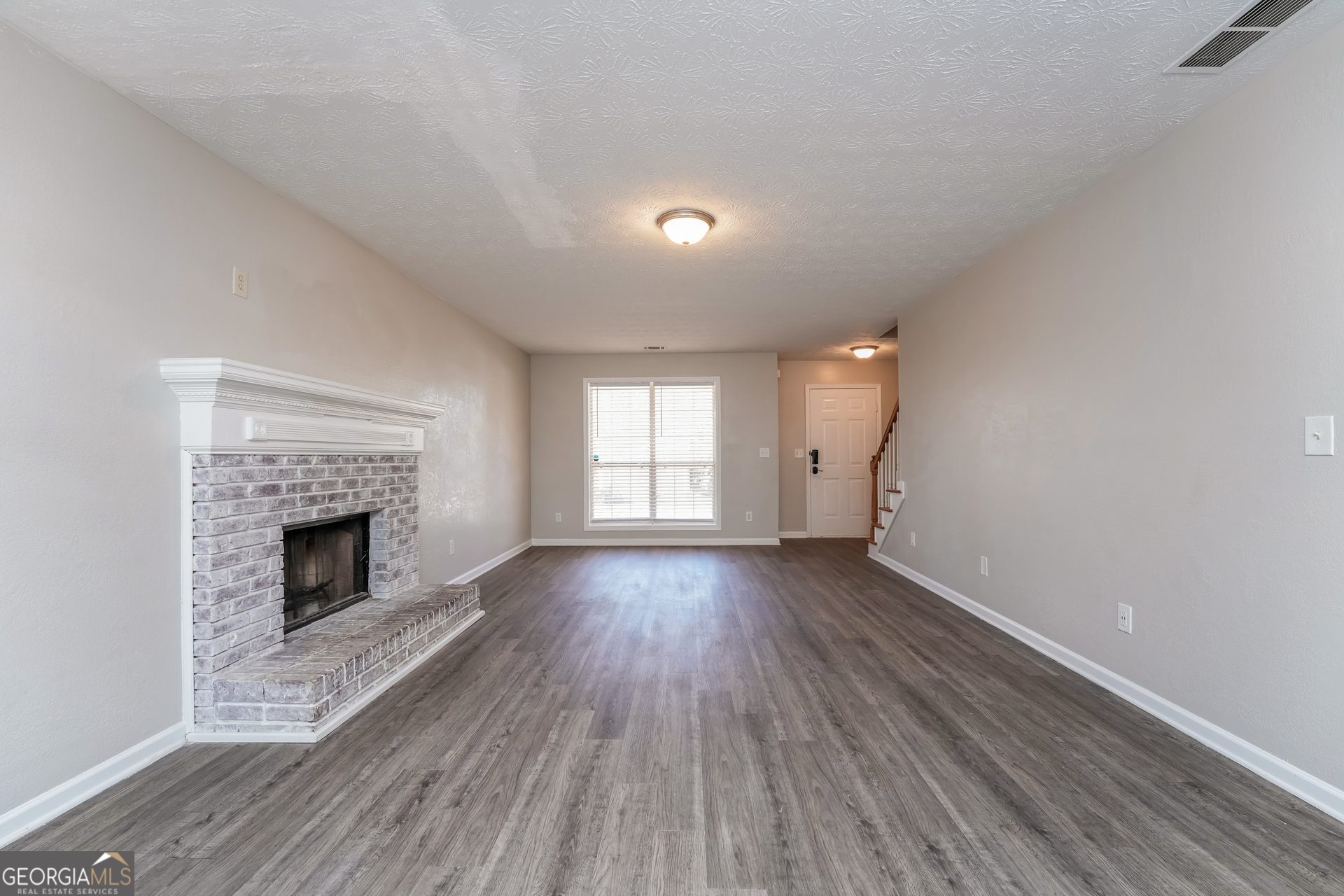 310 Alcovy Way Property Photo 6