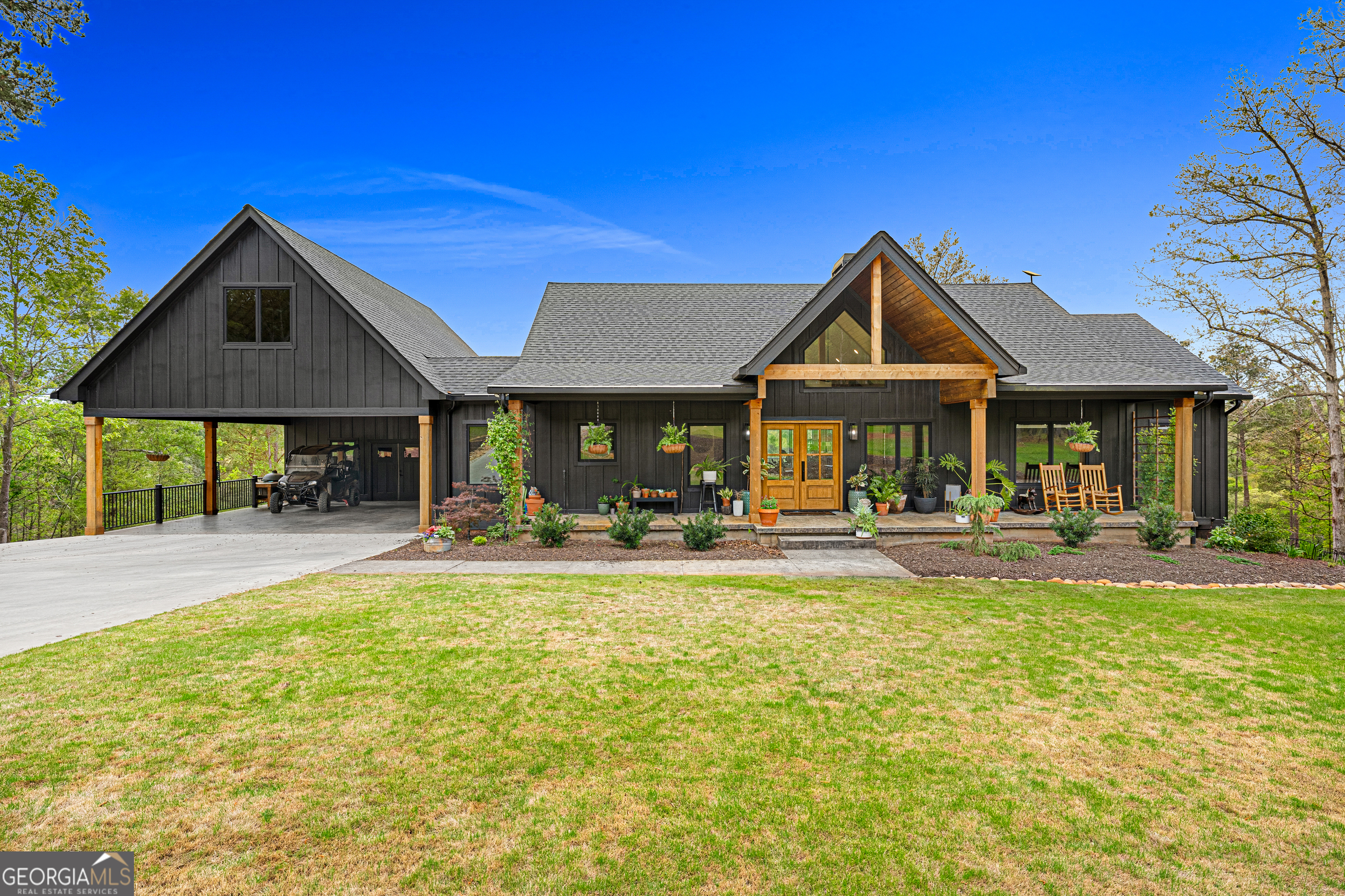 630 Human Road Property Photo 1