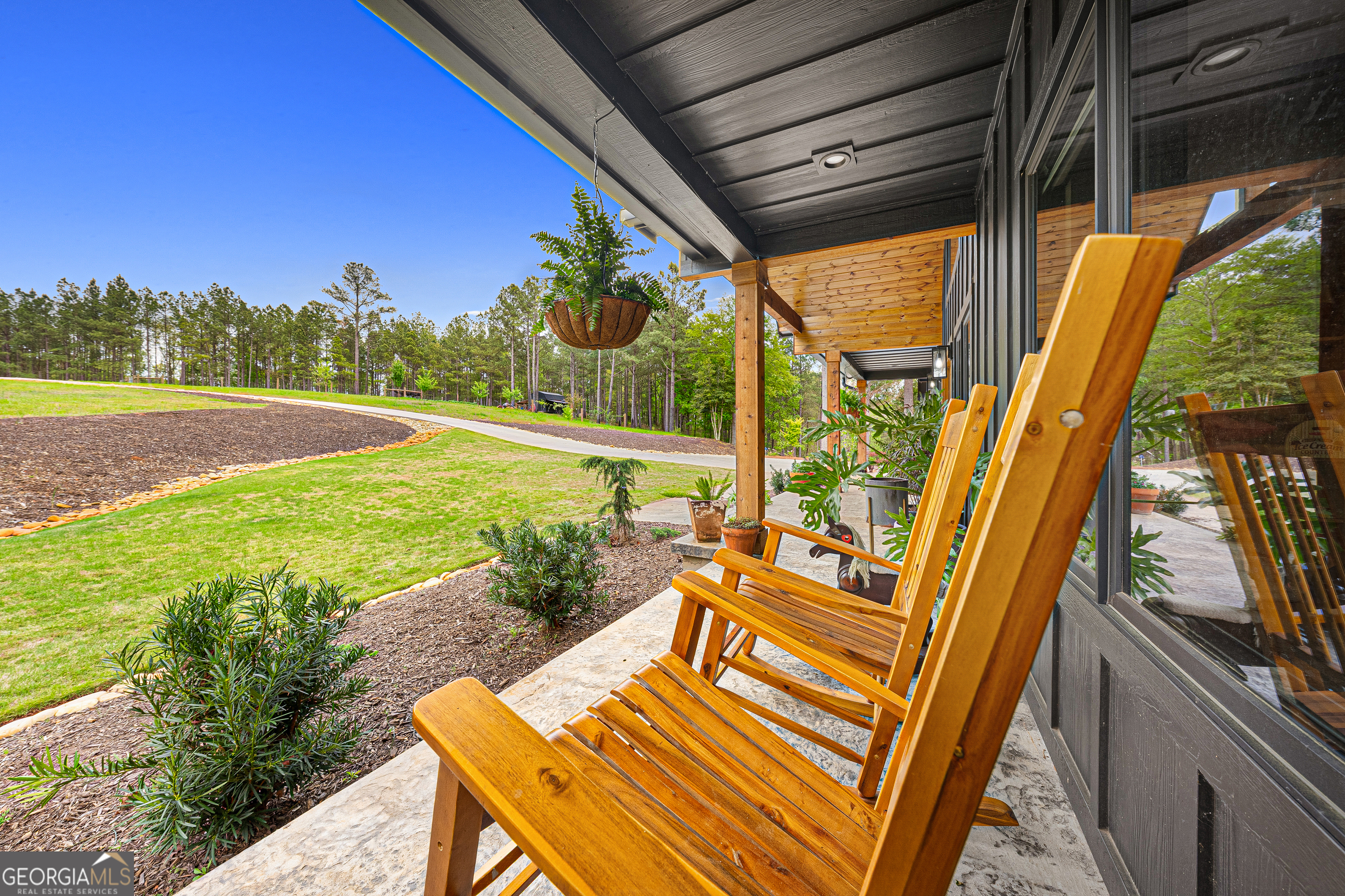 630 Human Road Property Photo 3