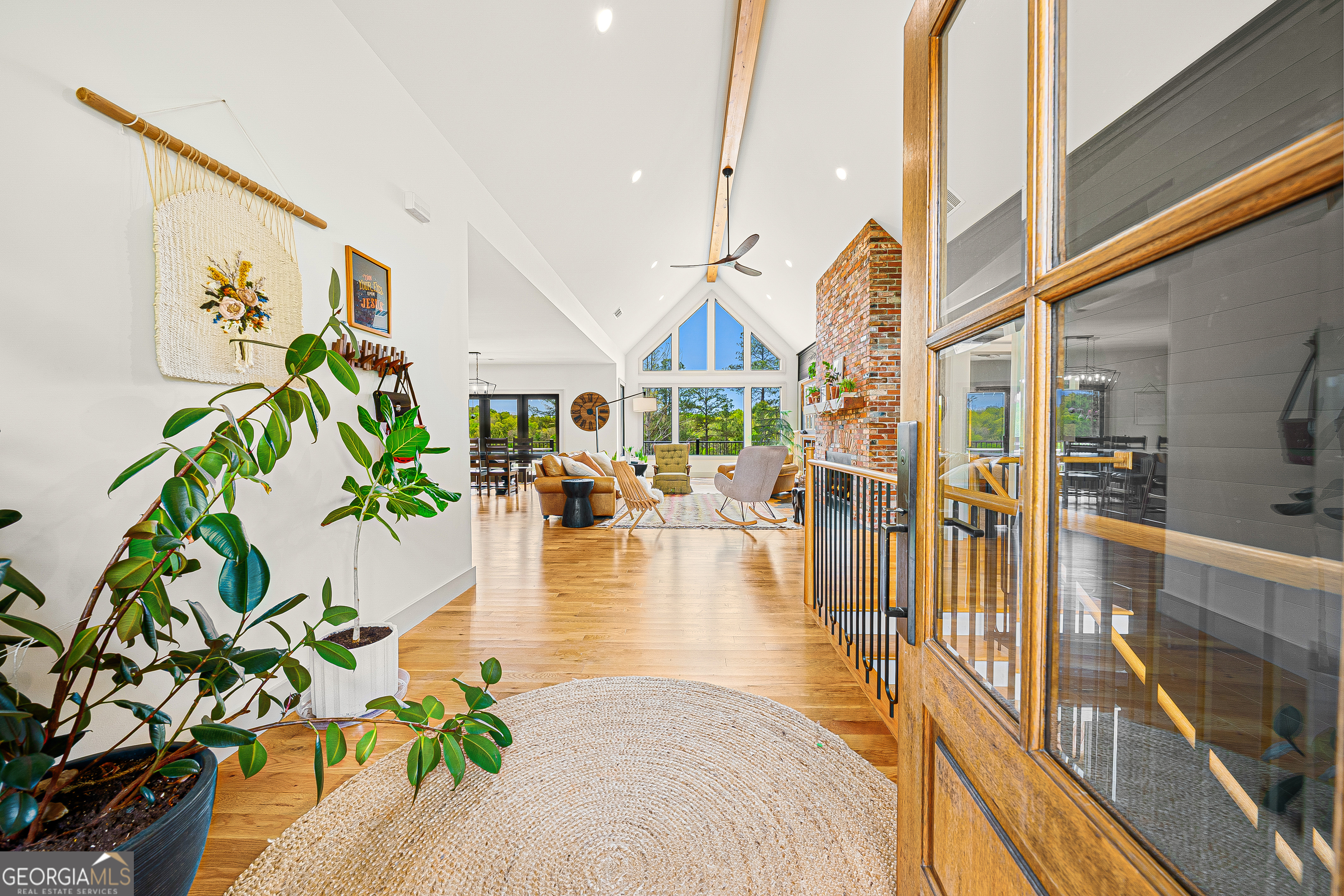 630 Human Road Property Photo 4