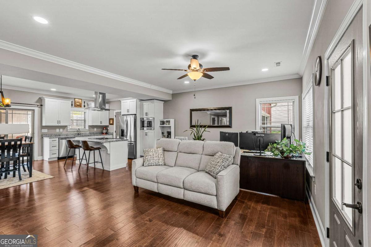 1205 Baggett Road Property Photo 4