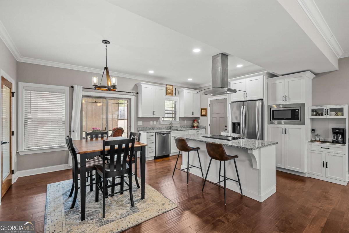 1205 Baggett Road Property Photo 8