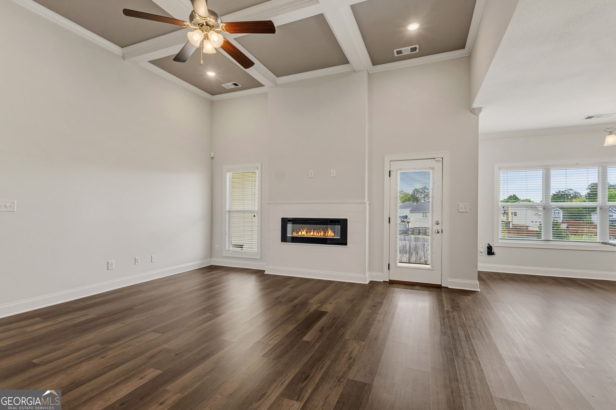 124 Cascades Court Property Photo 6
