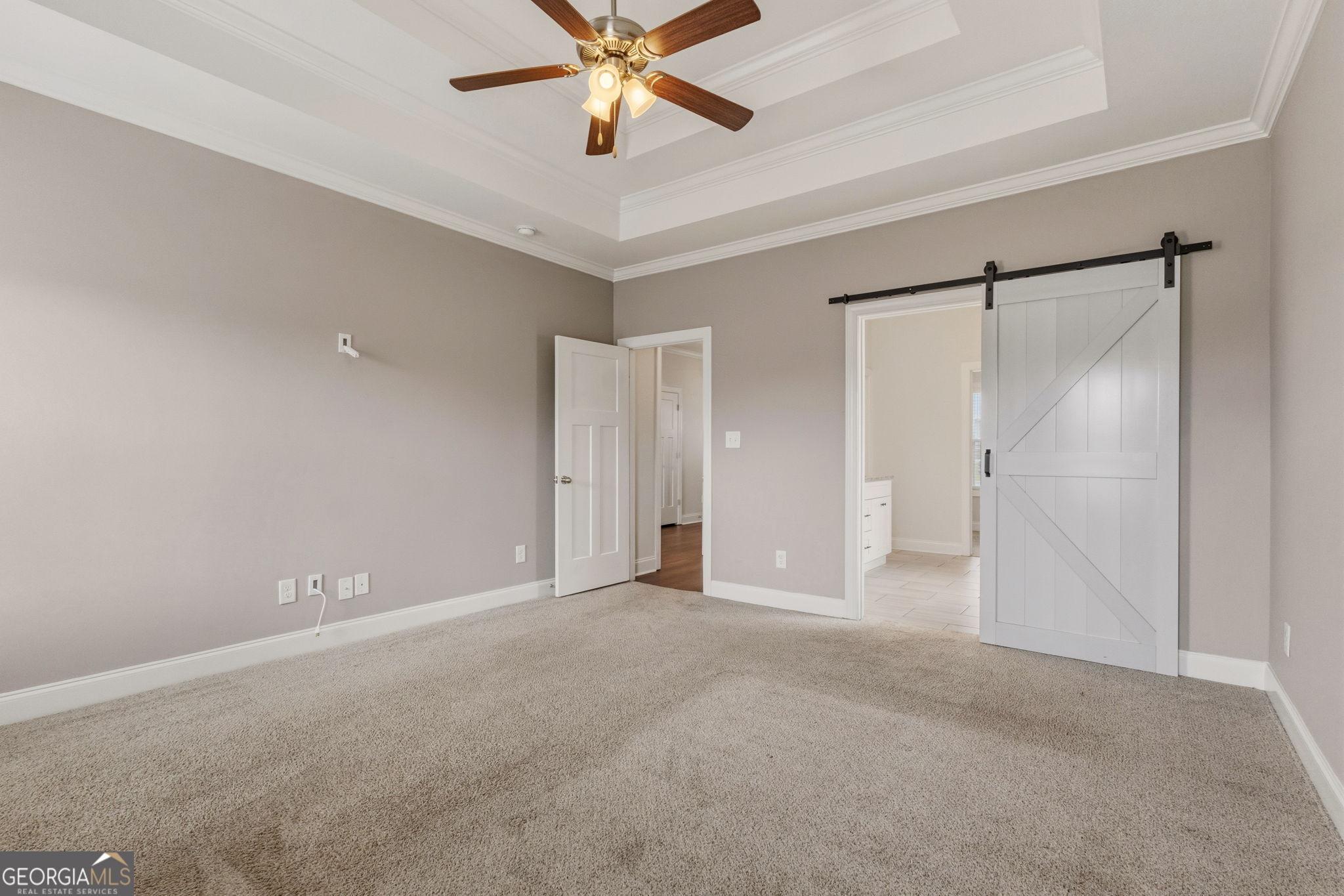 124 Cascades Court Property Photo 12