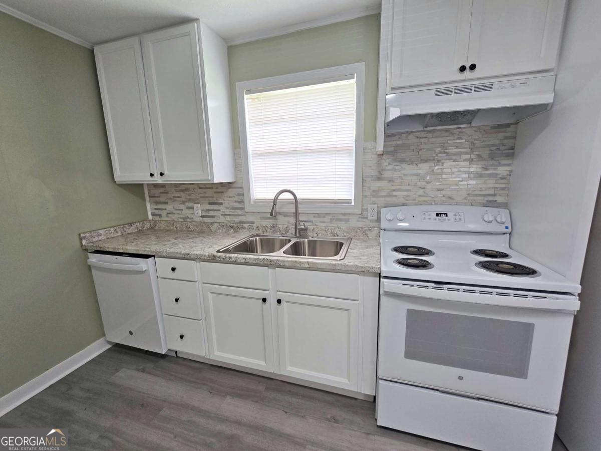 1108 Wilma Street Property Photo 6