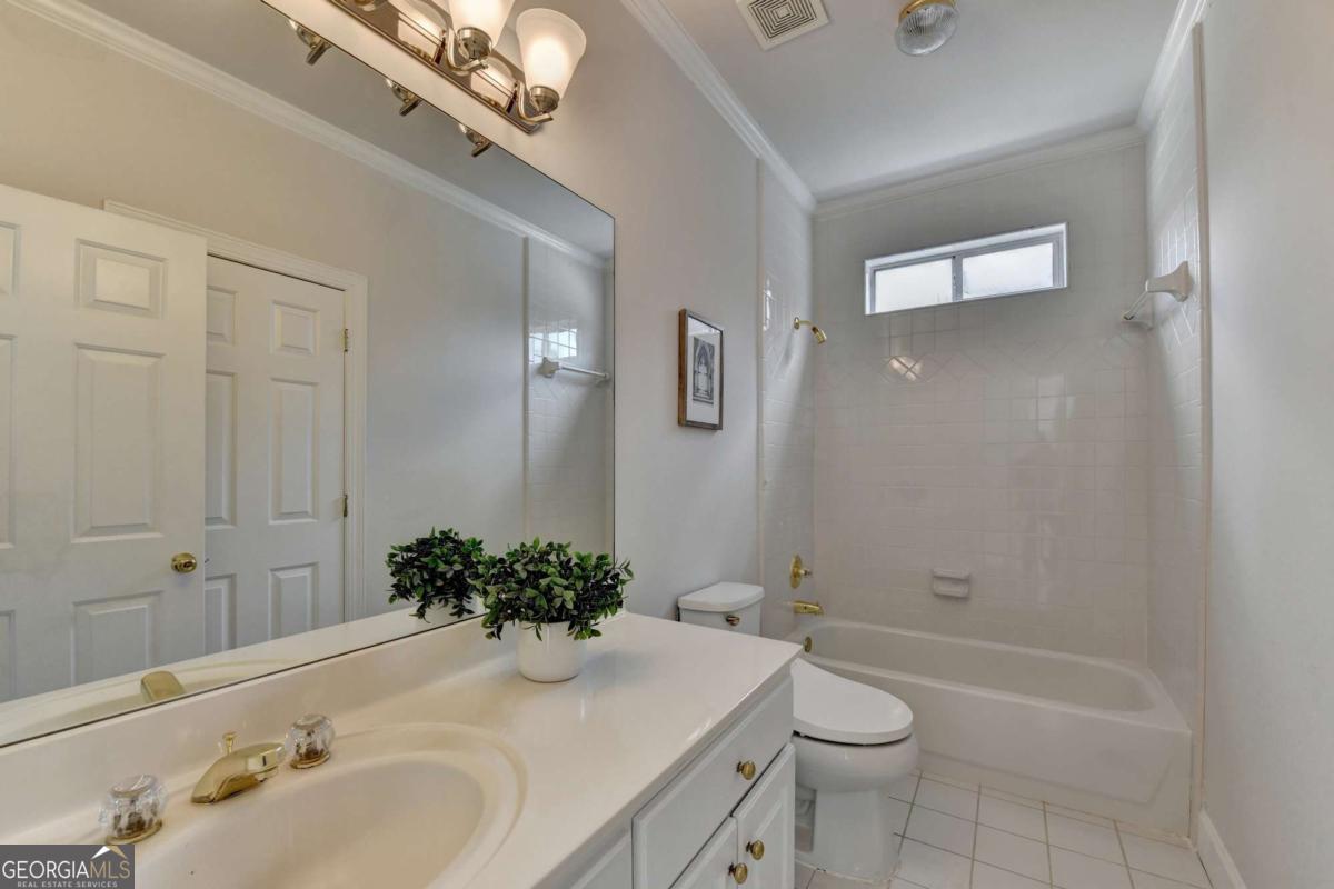 1810 Sunset Harbour Pointe Property Photo 13