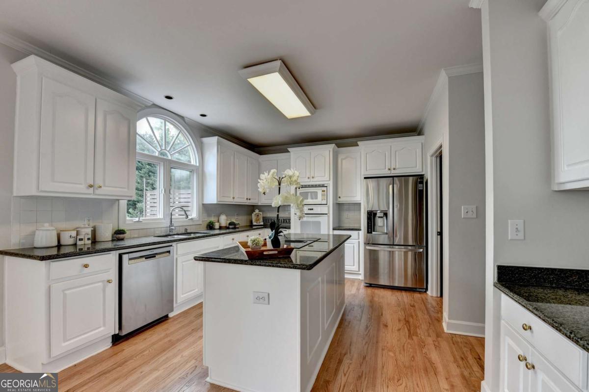 1810 Sunset Harbour Pointe Property Photo 31