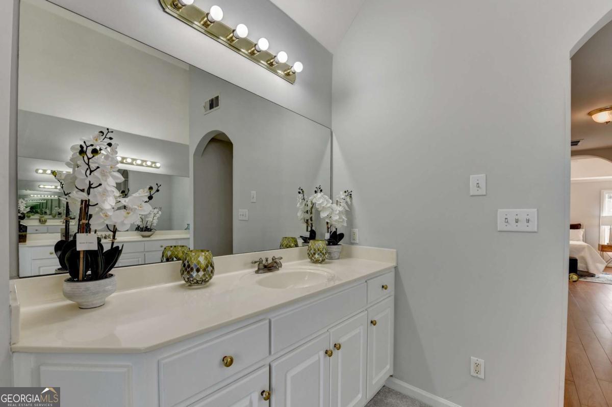 1810 Sunset Harbour Pointe Property Photo 51